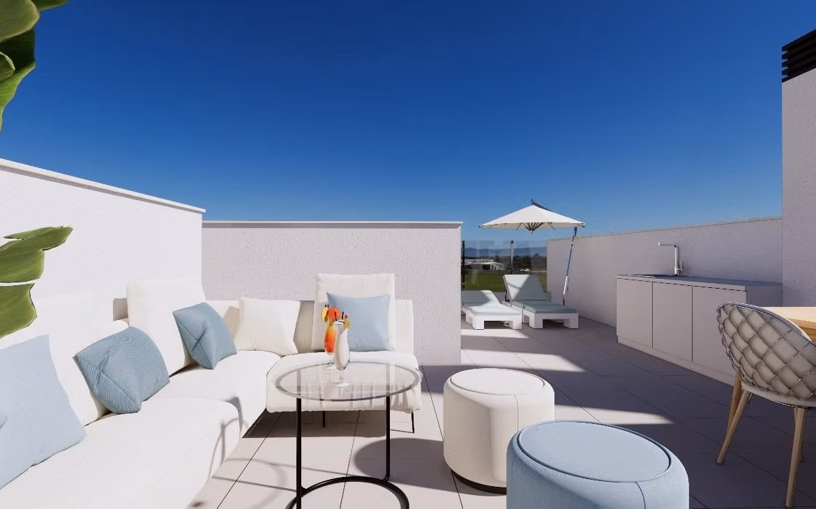 New-Build-Townhouses-on-the-Frontline-of-La-Serena-Golf-in-Los-Alcazares-5