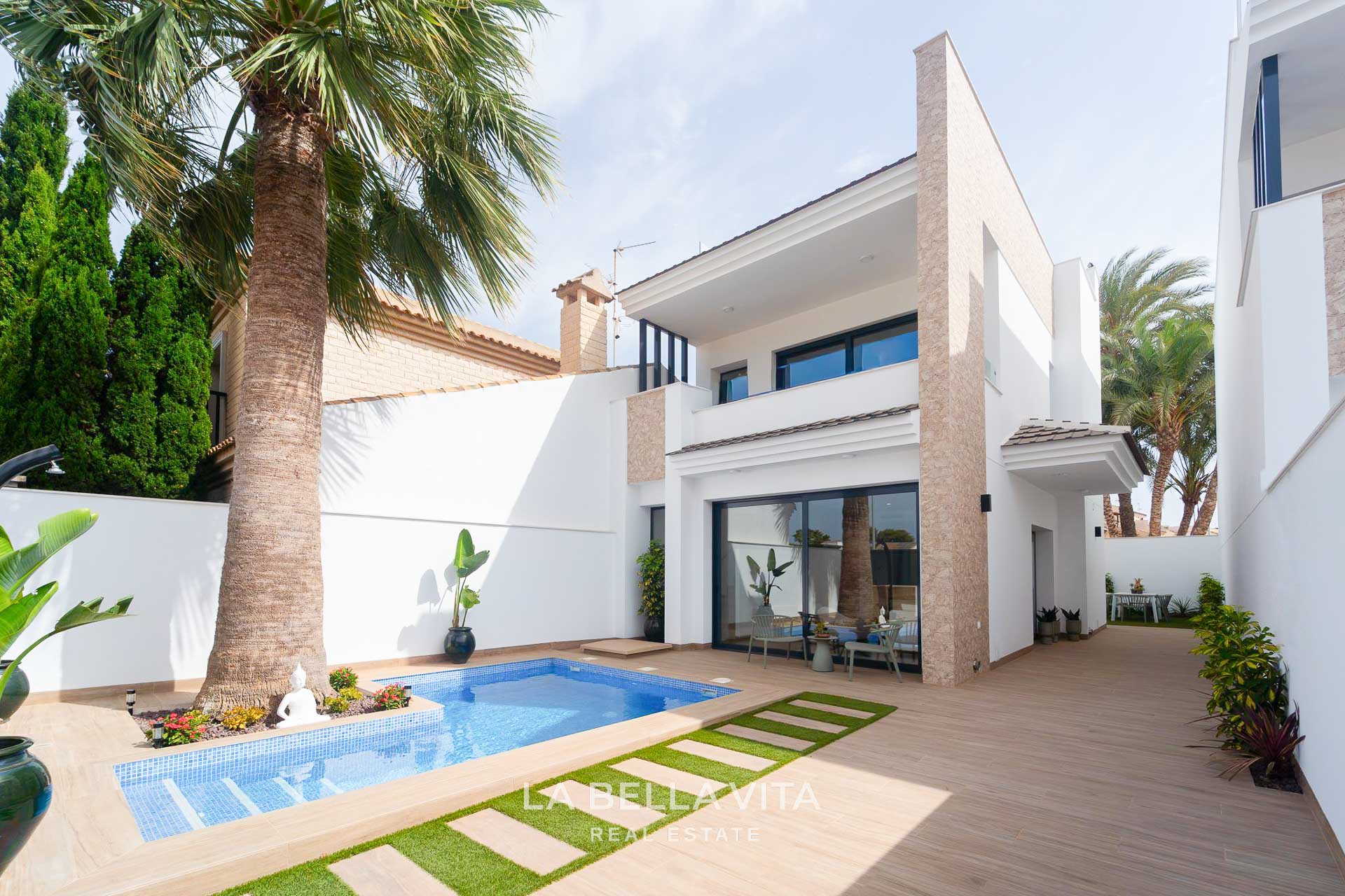 Sophisticated New Build 3 Bedroom Villa with Private Pool for Sale in San Pedro del Pinatar