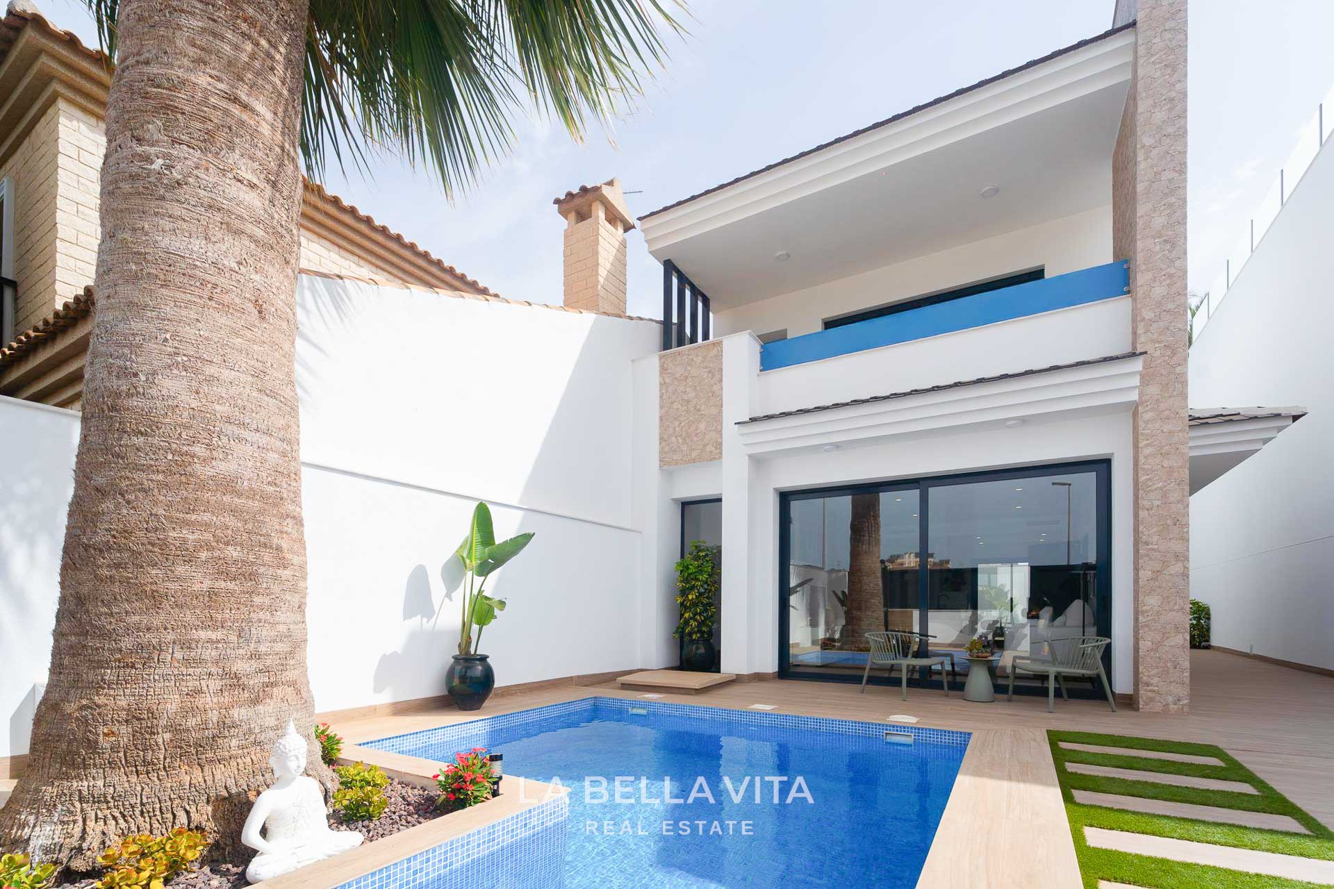Sophisticated New Build 3 Bedroom Villa with Private Pool for Sale in San Pedro del Pinatar