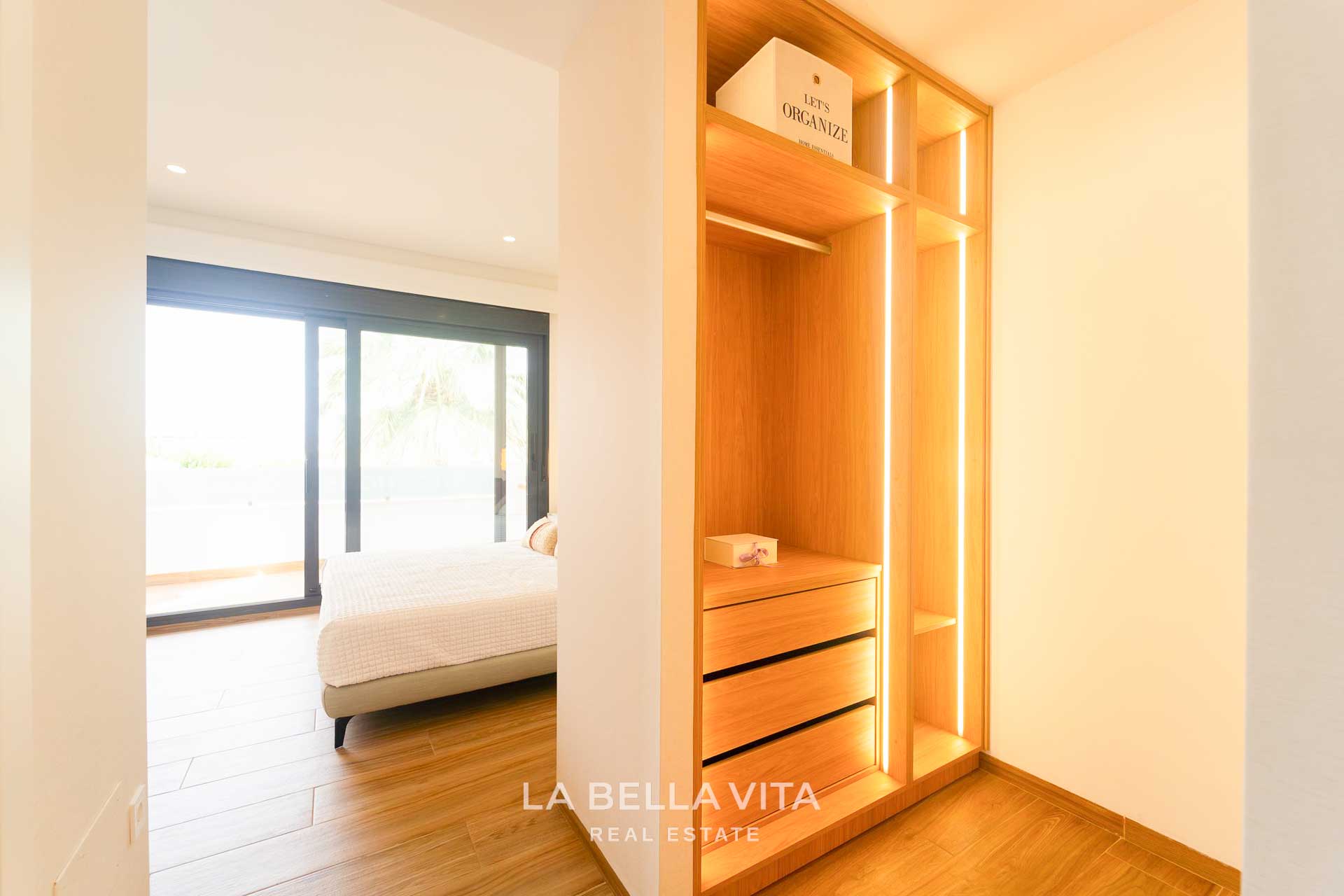 Sophisticated New Build 3 Bedroom Villa with Private Pool for Sale in San Pedro del Pinatar