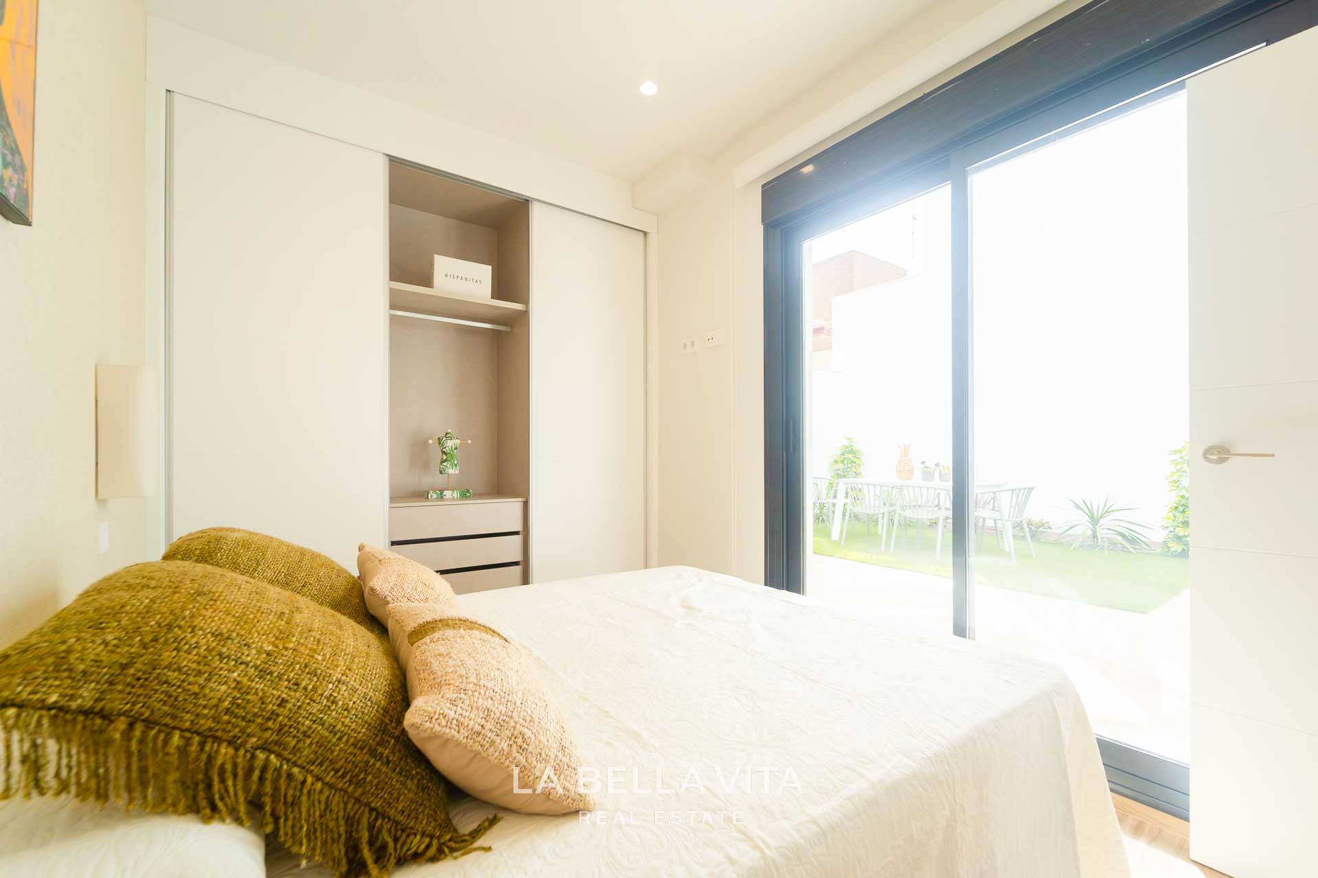 Sophisticated New Build 3 Bedroom Villa with Private Pool for Sale in San Pedro del Pinatar