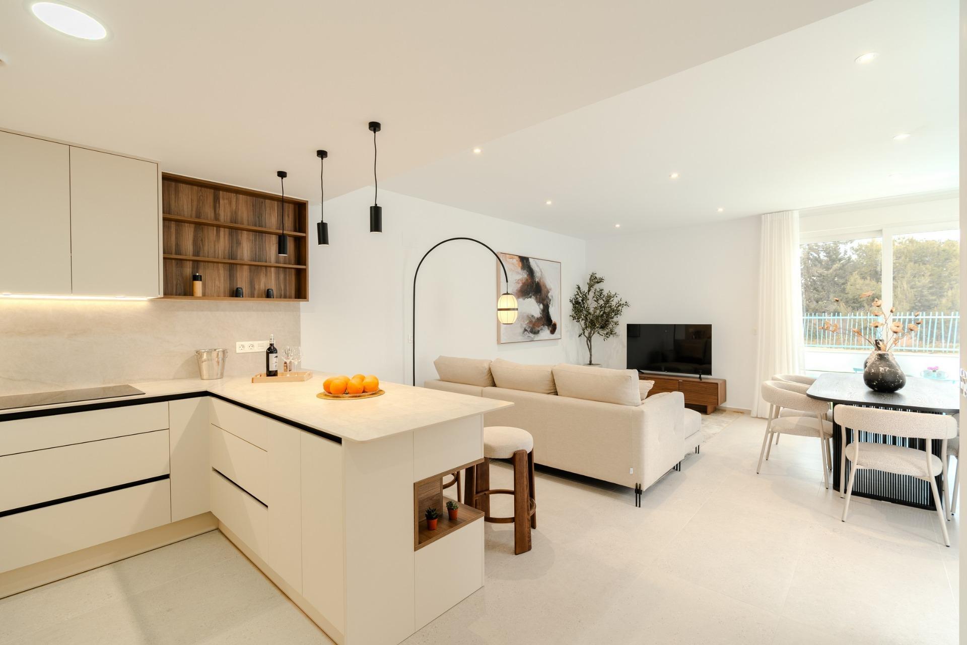 Spacious New Build 3 Bedroom Villa with Closed Garage for Sale in Los Alcázares