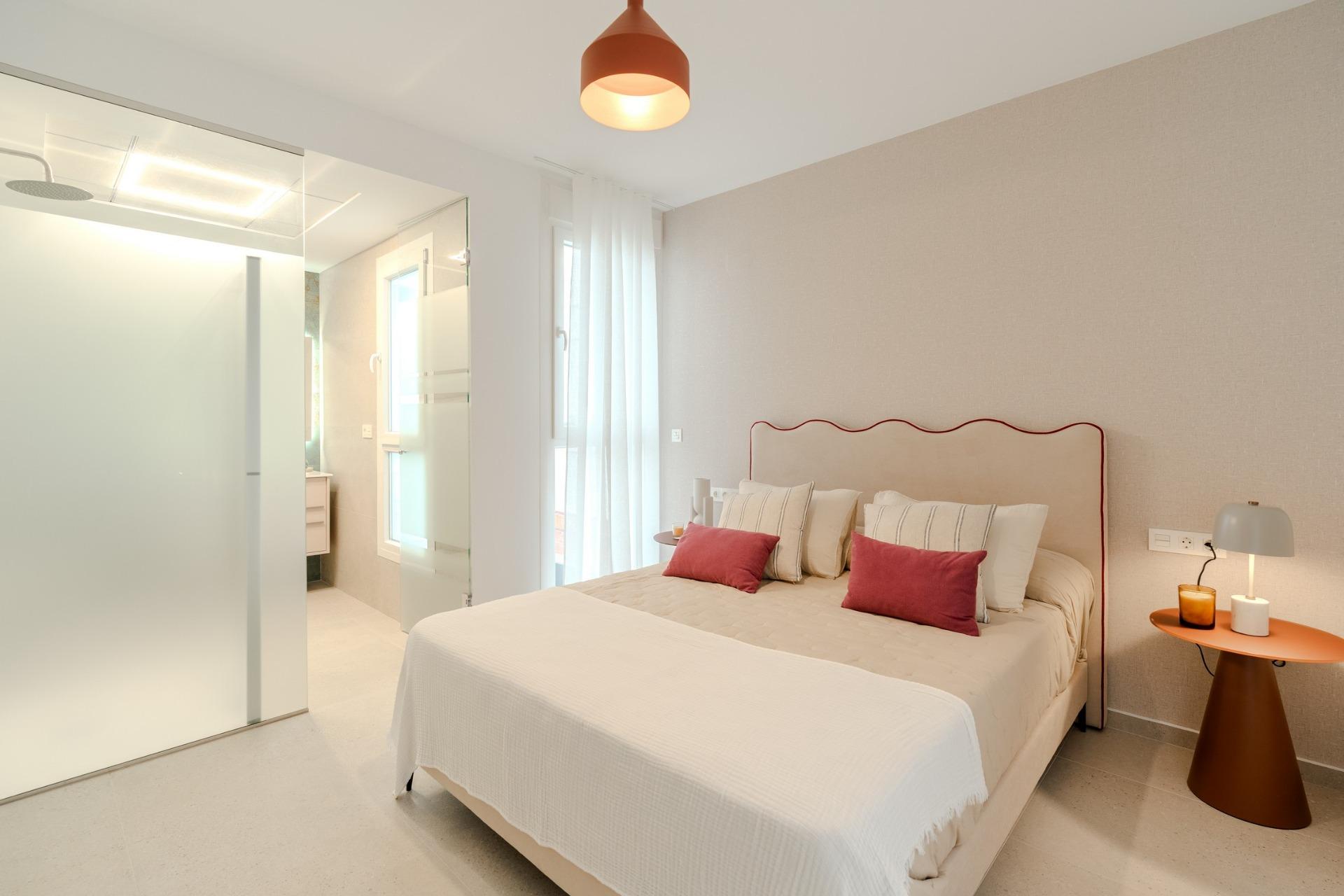 Spacious New Build 3 Bedroom Villa with Closed Garage for Sale in Los Alcázares