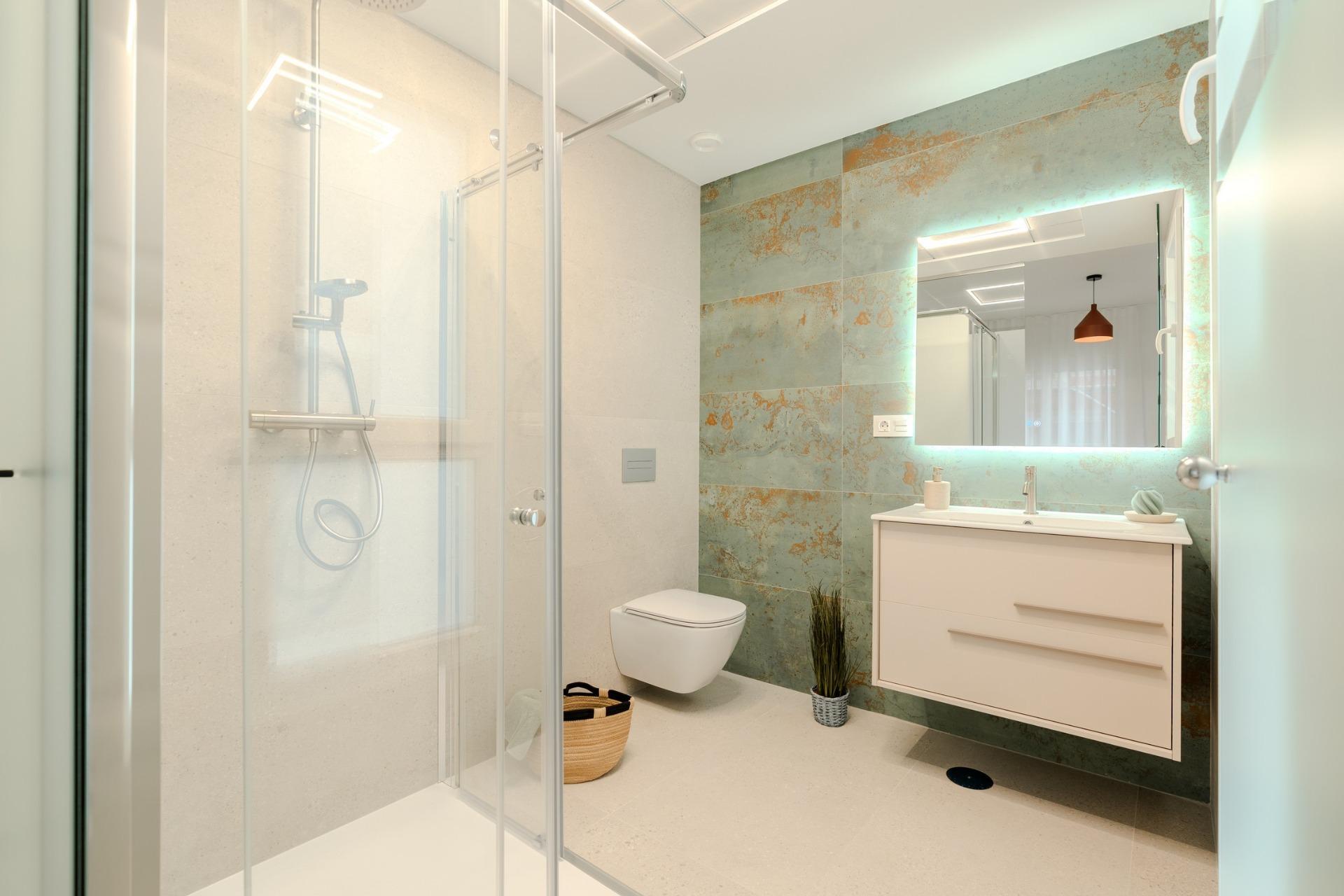 Spacious New Build 3 Bedroom Villa with Closed Garage for Sale in Los Alcázares