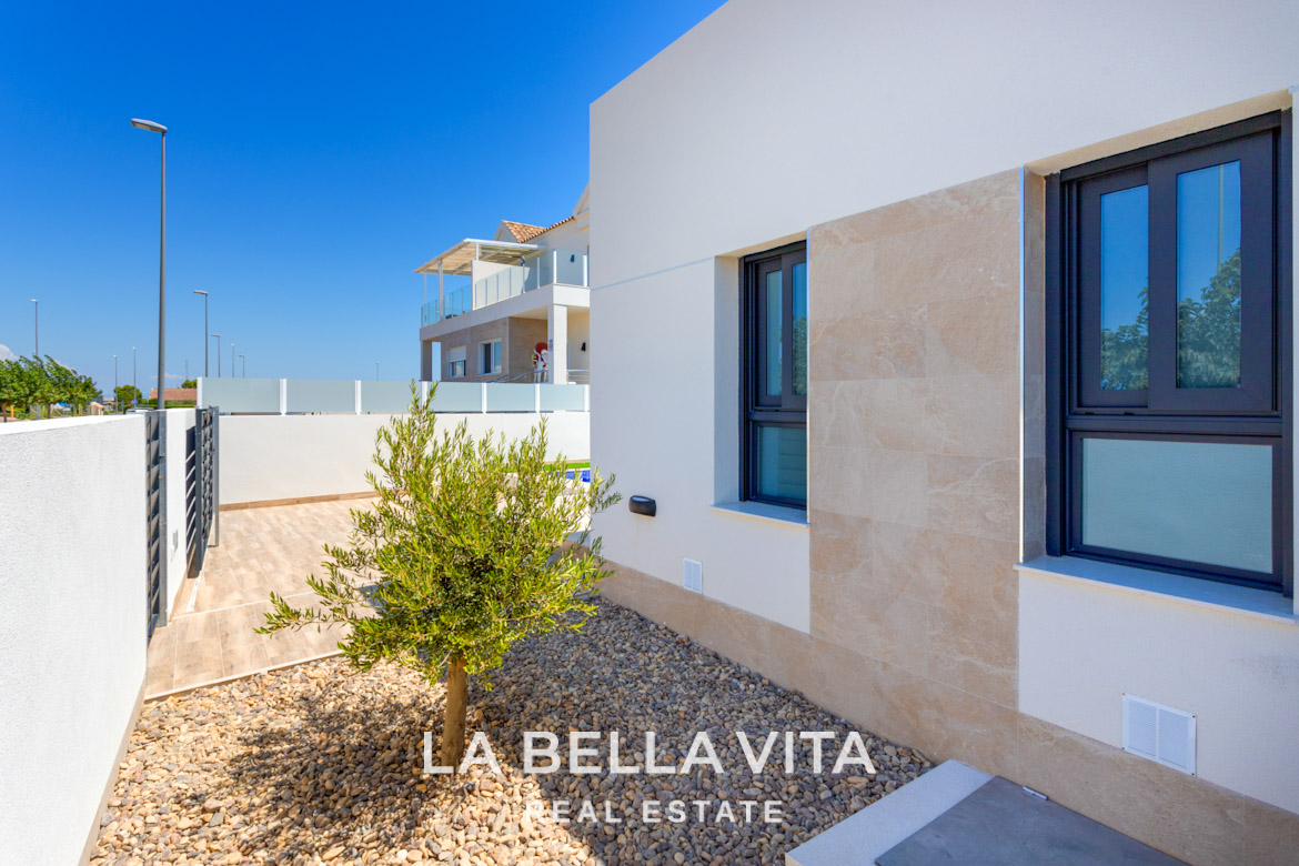 New Build Villas for sale in Daya Nueva, Costa Blanca South-05