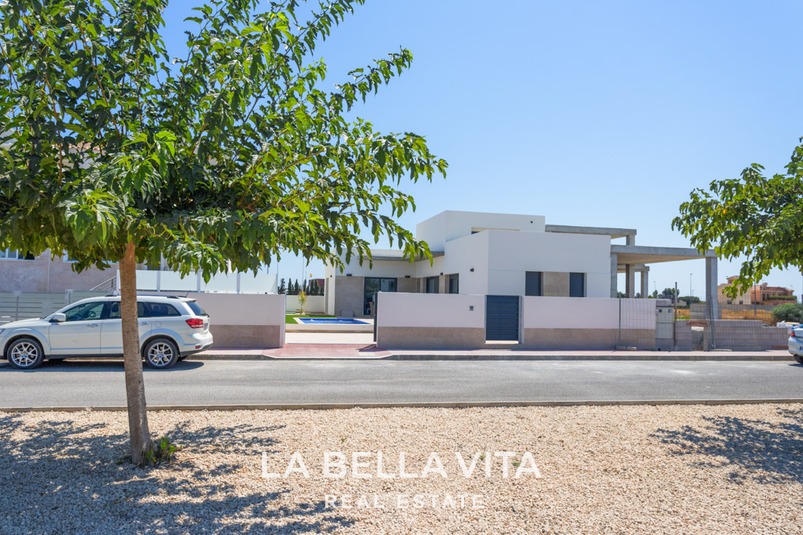 New Build Villas for sale in Daya Nueva, Costa Blanca South-31