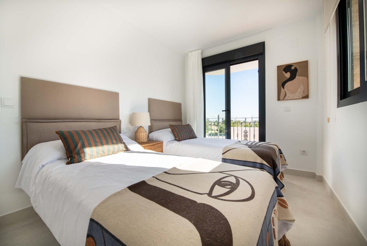 Bright and airy twin bedroom in spacious new build 3-bedroom ground floor bungalow with serene views in Cox, Alicante.