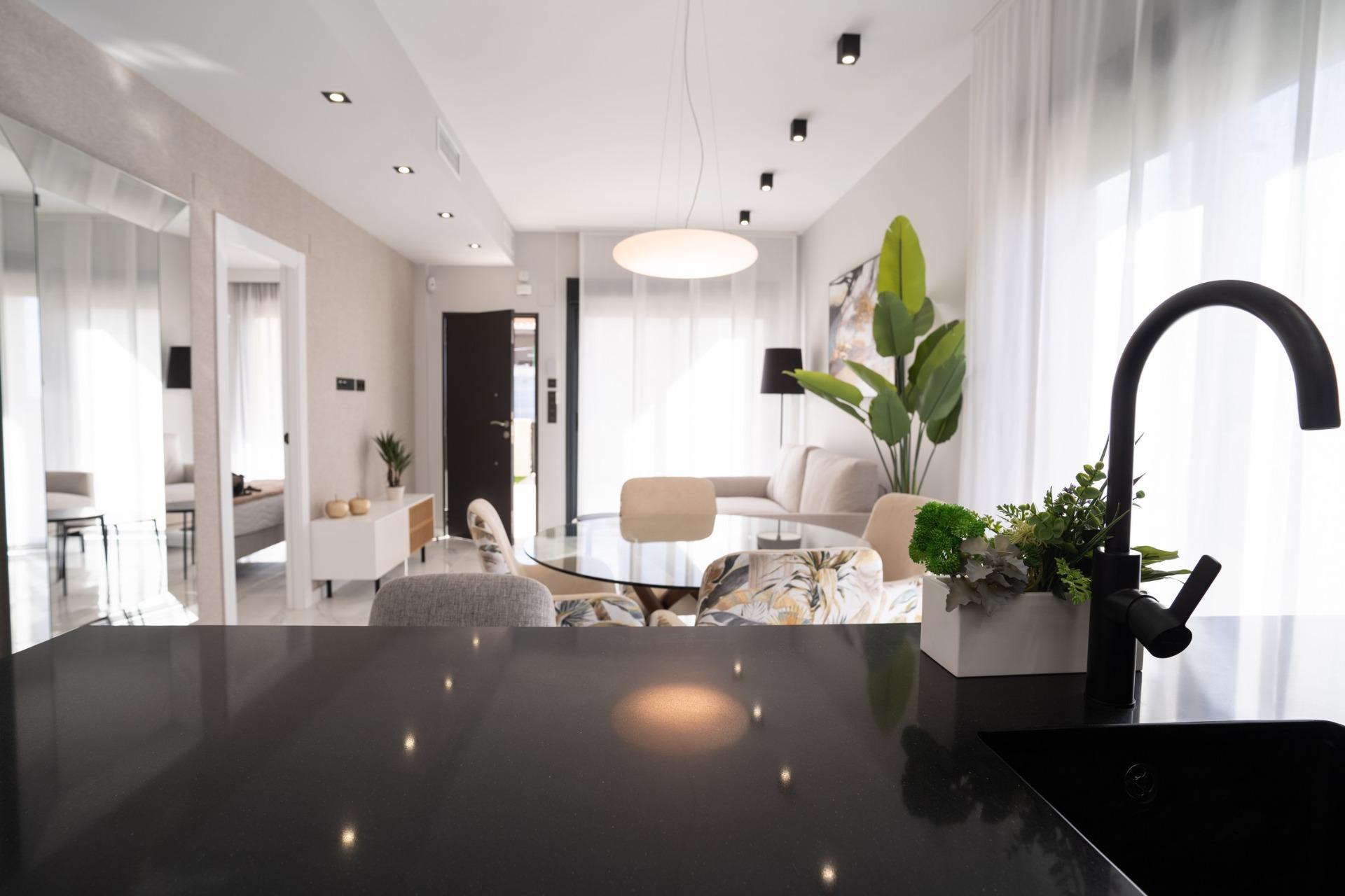 Spacious New Build 3 Bedroom Ground Floor Apartment with Private Garden for Sale in Pilar de la Horadada