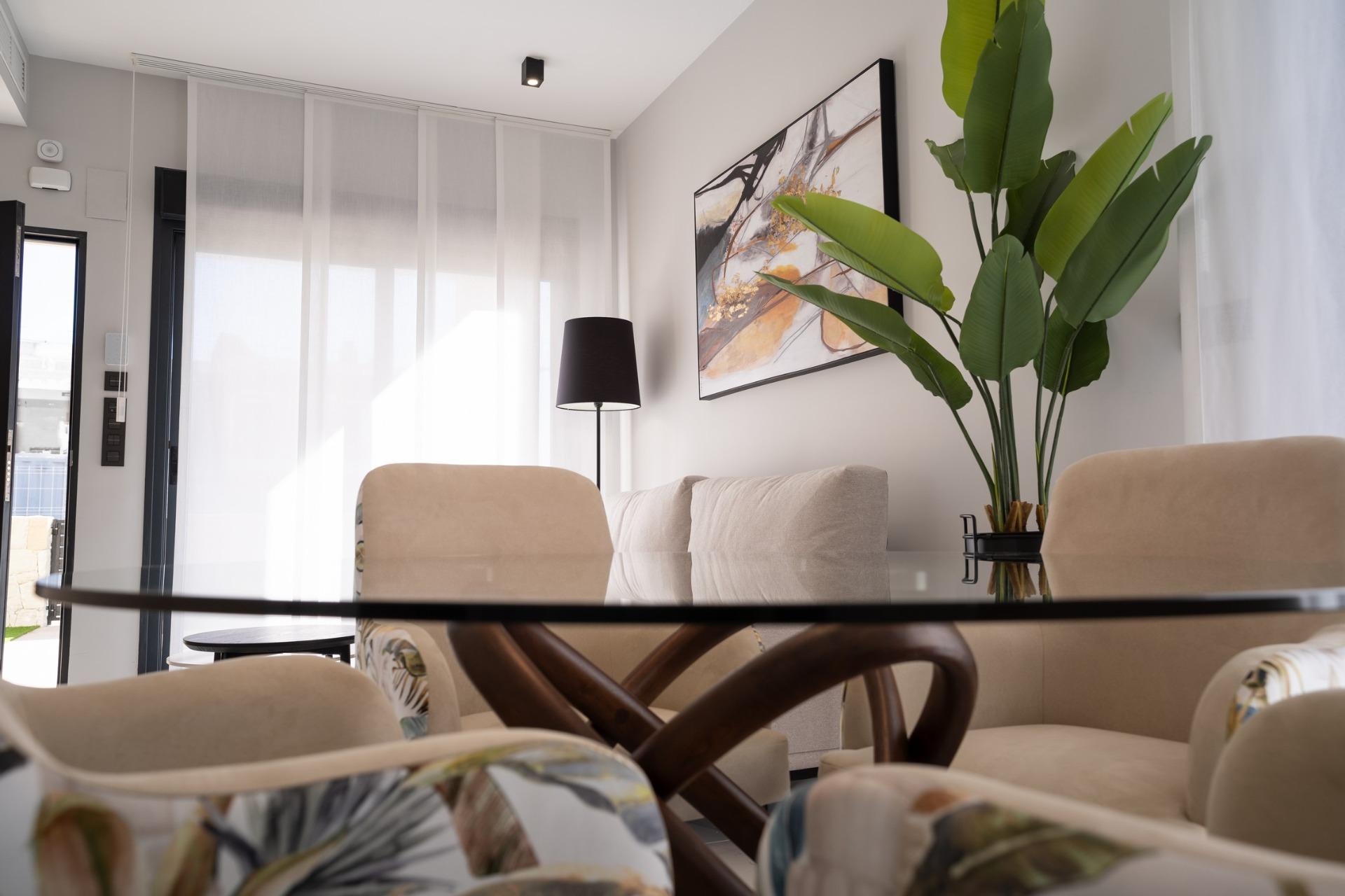 Spacious New Build 3 Bedroom Ground Floor Apartment with Private Garden for Sale in Pilar de la Horadada