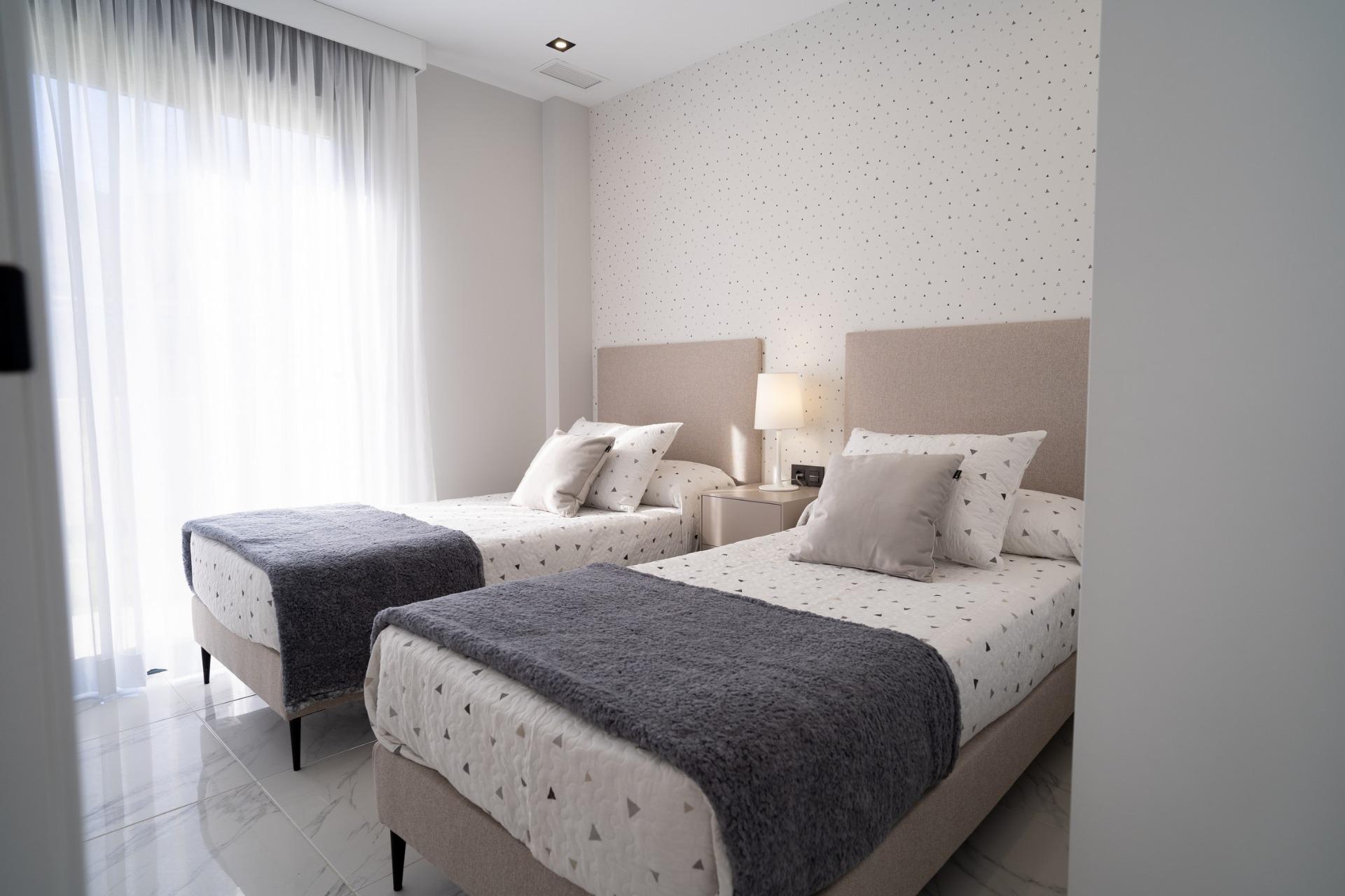 Spacious New Build 3 Bedroom Ground Floor Apartment with Private Garden for Sale in Pilar de la Horadada