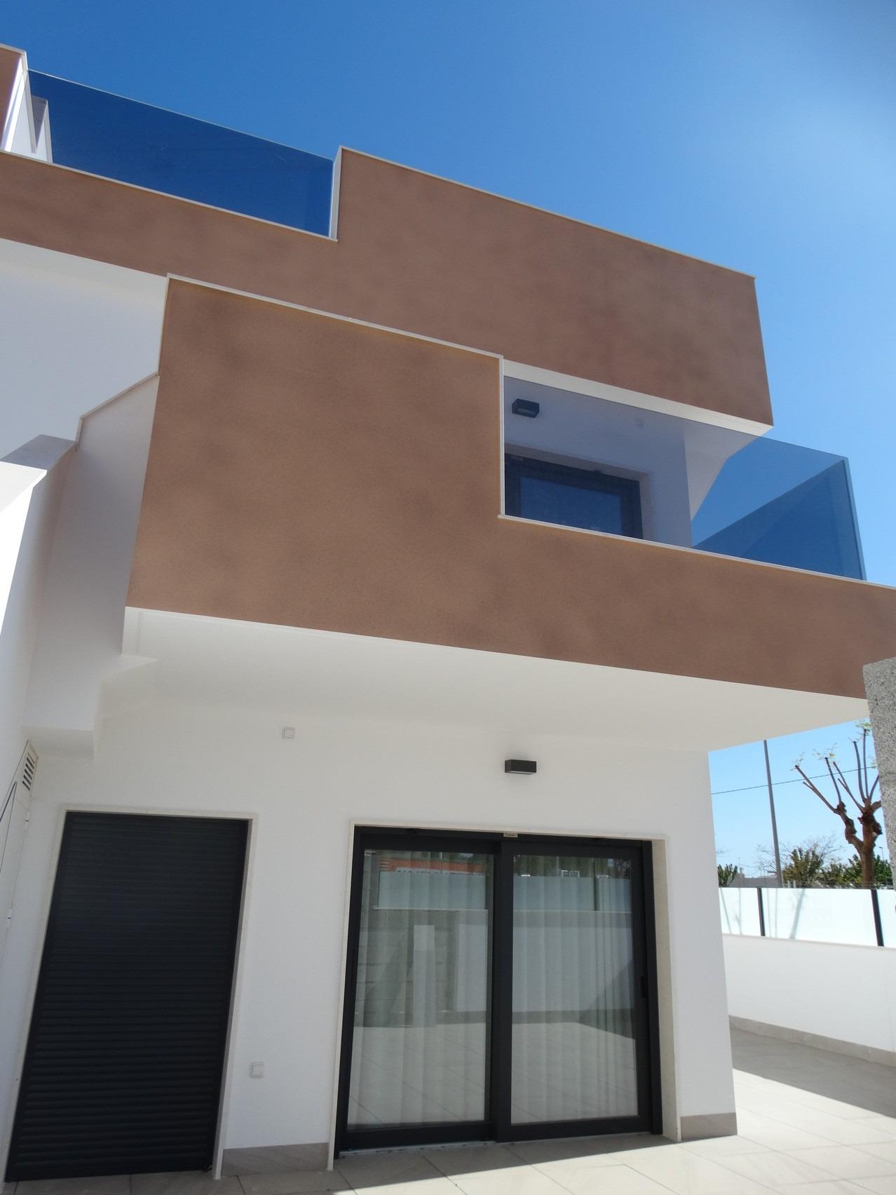 Newly-Built-Bungalows-with-Solarium-or-Garden-in-Pilar-de-la-Horadada-14 New Build 3 Bedroom Top Floor Apartment with 110 m² Solarium for Sale in Pilar de la Horadada