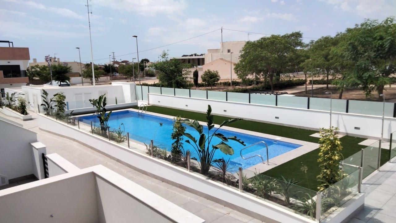 Newly-Built-Bungalows-with-Solarium-or-Garden-in-Pilar-de-la-Horadada-2 New Build 3 Bedroom Ground Floor Apartment with Garden for Sale in Pilar de la Horadada