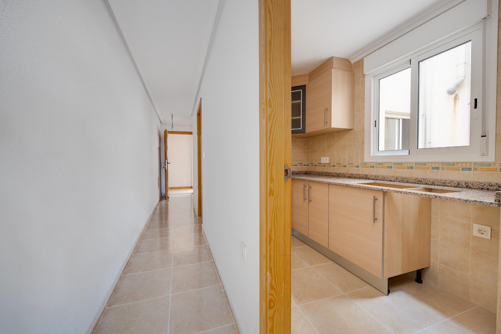 Spacious Key Ready 3 Bedroom Apartment with Pool for Sale in San Fulgencio Centre