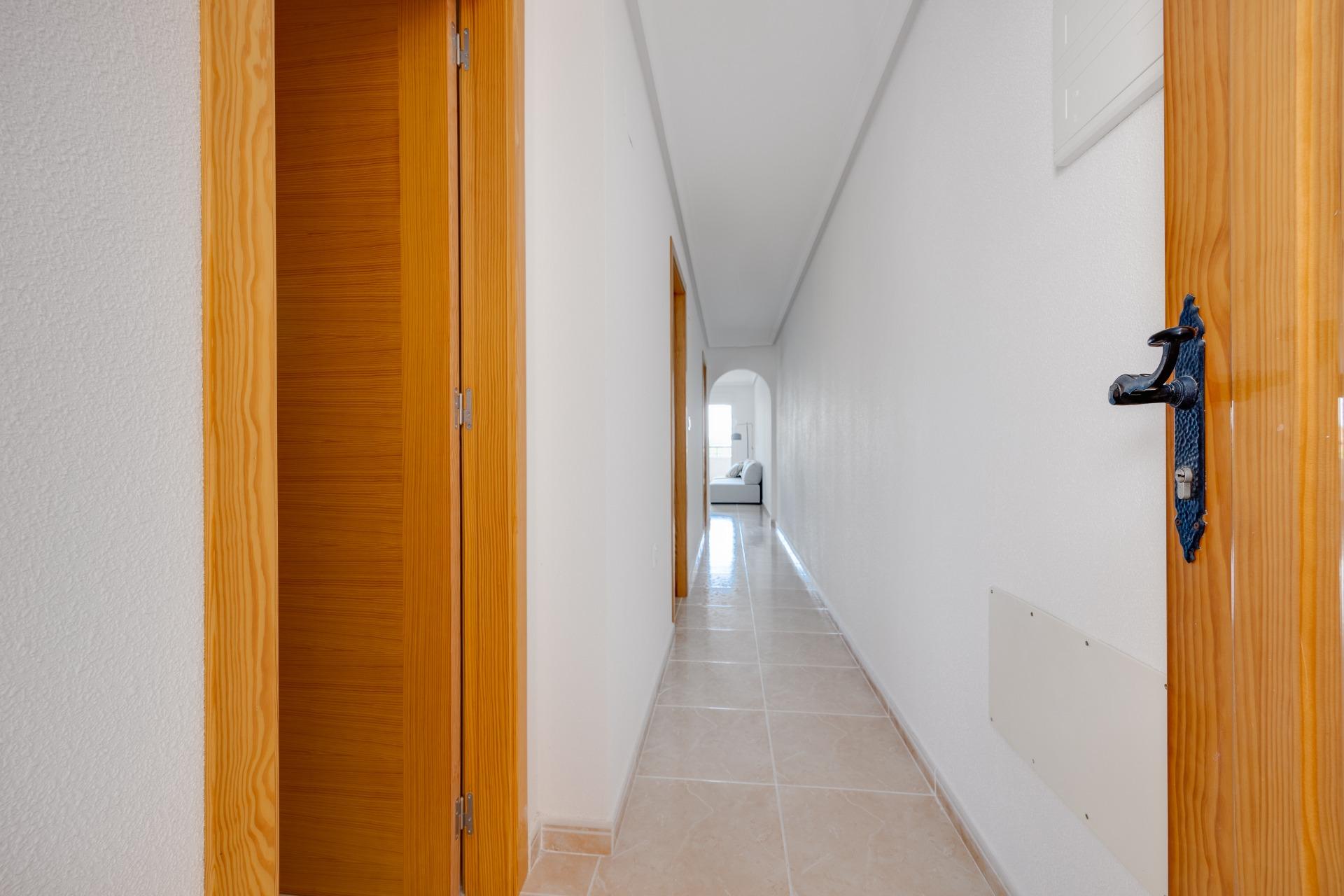 Renovated-Apartments-in-the-Center-of-San-Fulgencio-27 Budget-Friendly Key Ready 2 Bedroom Apartment with Pool for Sale in San Fulgencio Centre