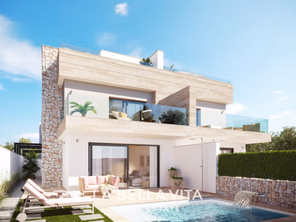 Villa de obra nueva llave en mano con piscina privada en venta en San Pedro del Pinatar, Costa Cálida