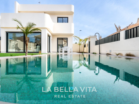 Stylish New Build Detached Villa with Private Pool for Sale in Roldán, Torre-Pacheco