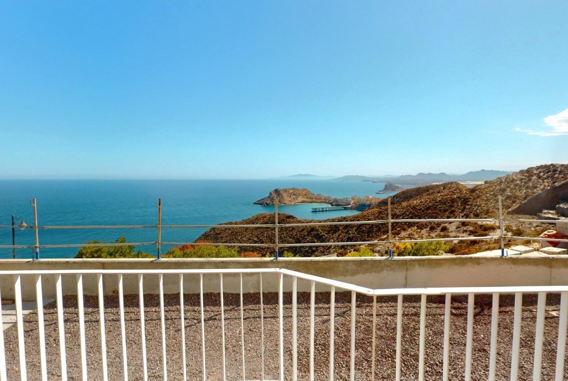 THE-TRANQUILITY-OF-THE-SEA-IN-YOUR-HOME-25