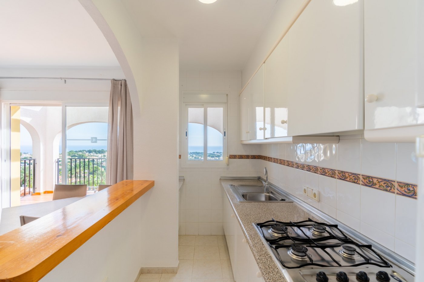 Charming 1 Bedroom Top Floor Apartment with Sea Views for Sale in Calpe