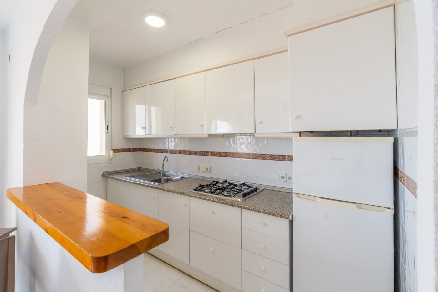Charming 1 Bedroom Top Floor Apartment with Sea Views for Sale in Calpe
