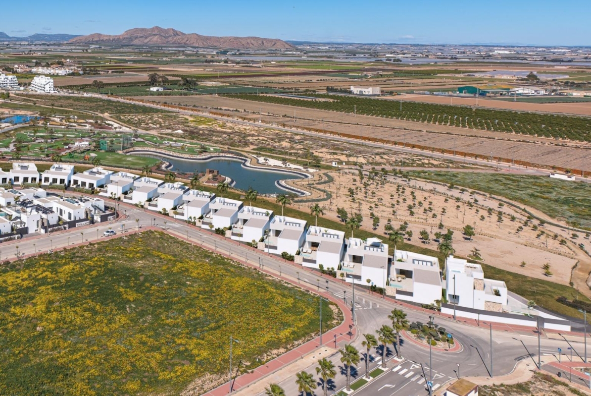 7-New-Build-Villas-at-Santa-Rosalia-Lake-and-Life-Resort-5