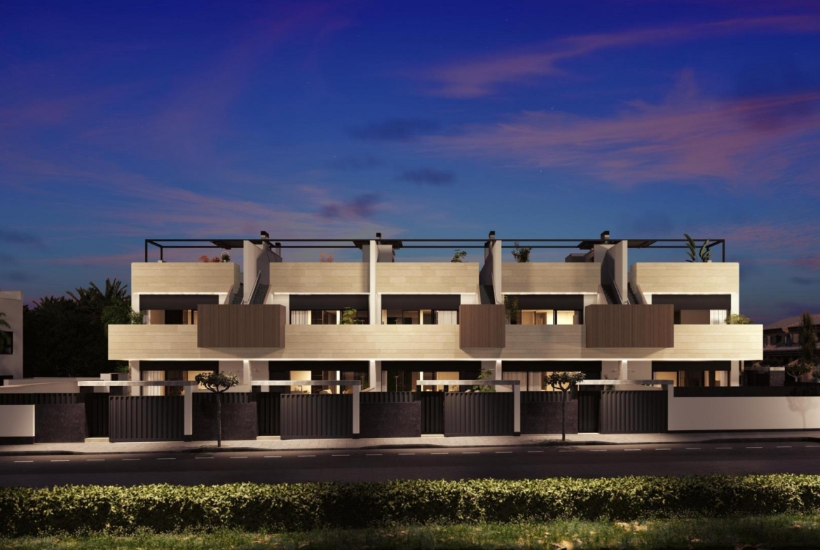 Modern, elegant new build 3-bedroom ground floor homes with spacious balconies and private gardens in Pilar de la...
