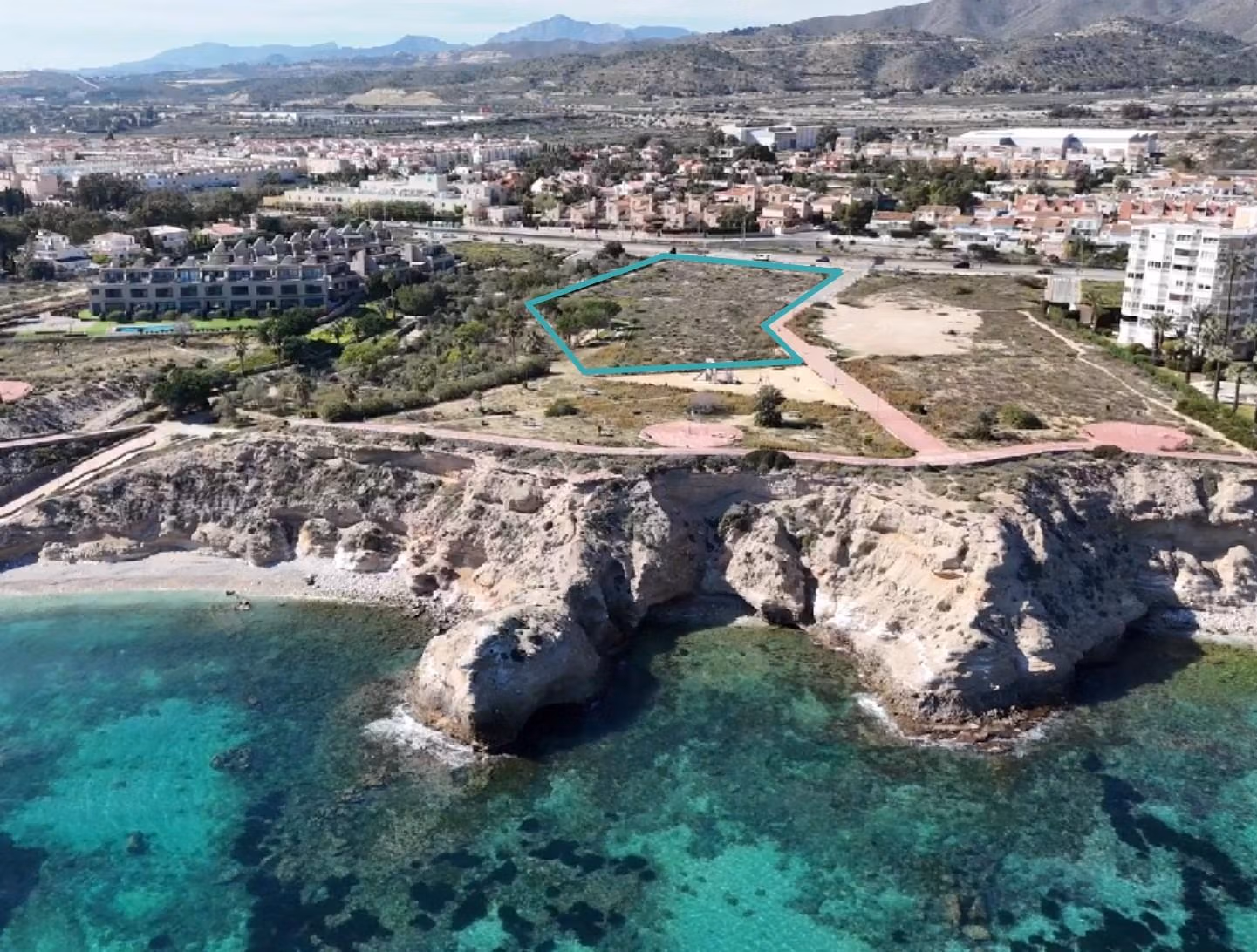 Premium New Build 3 Bedroom Frontline Townhouse for Sale in El Campello