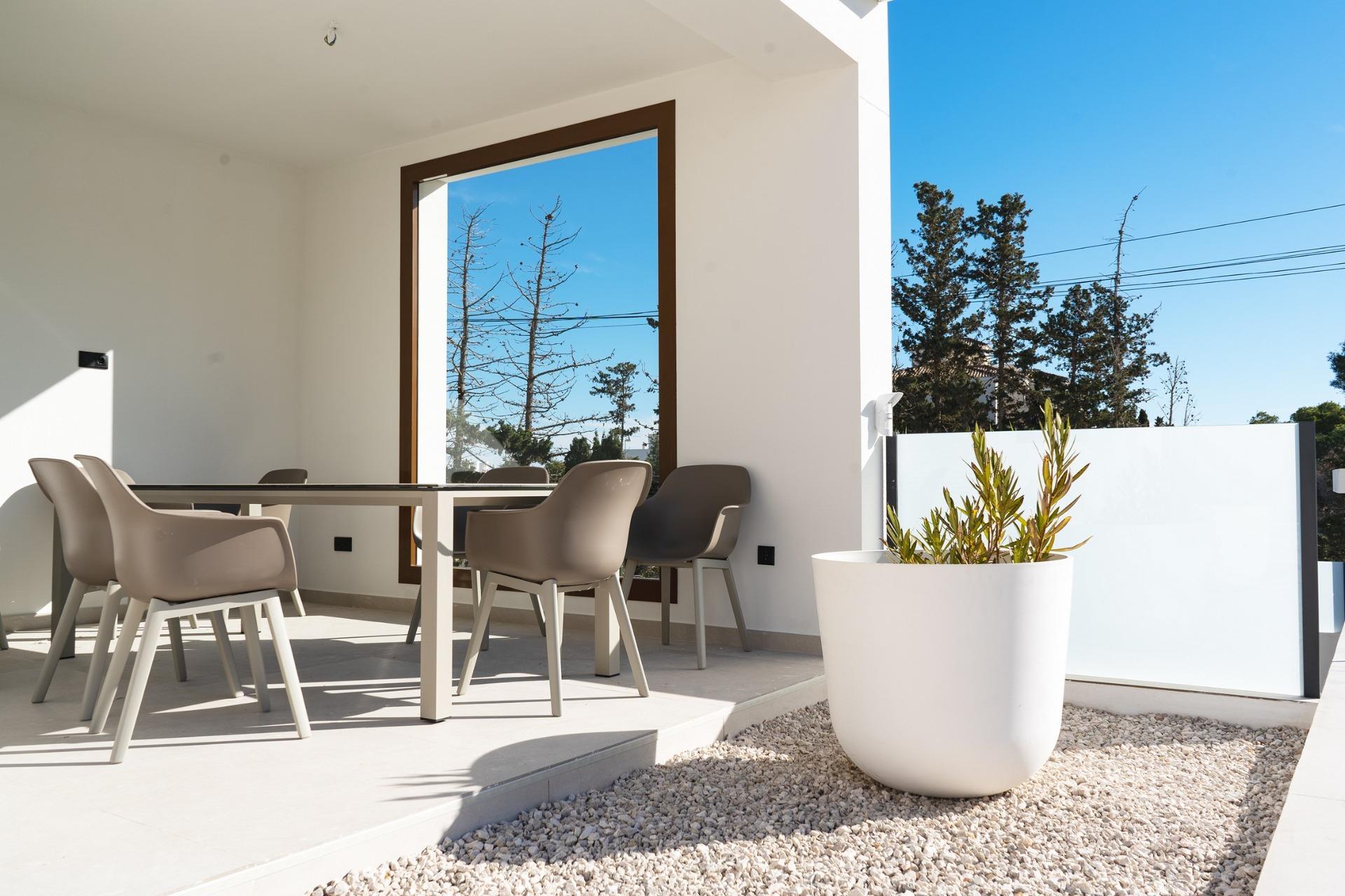 Stunning New Build 4 Bedroom Single-Storey Villa for Sale in Benejuzar
