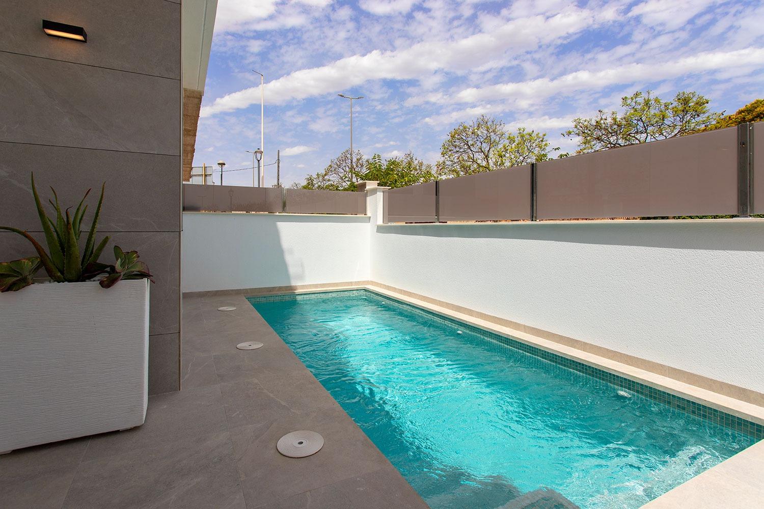 Key Ready 3 Bedroom Fully Furnished Semi-Detached Villa with Private Pool for Sale in Sucina, Murcia