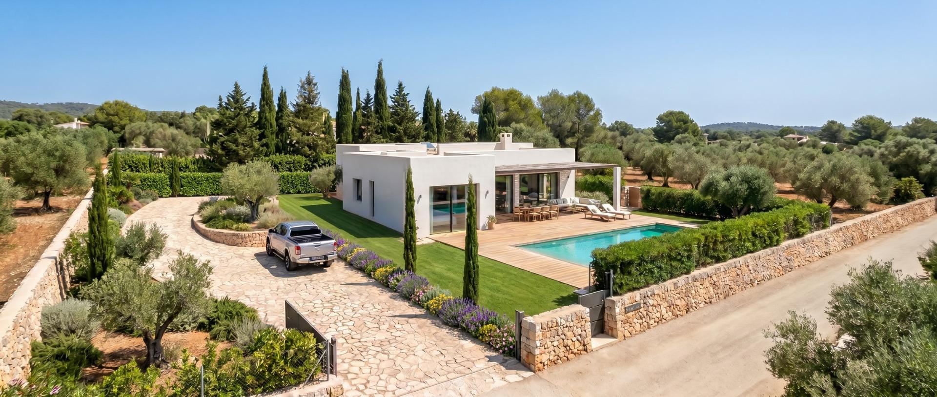 Custom-Built-New-Villas-in-Pinoso-Alicante-Spacious-Homes-in-Natural-Surroundings-1 Aerial view of a custom build villa with rural plot in Pinoso, Alicante