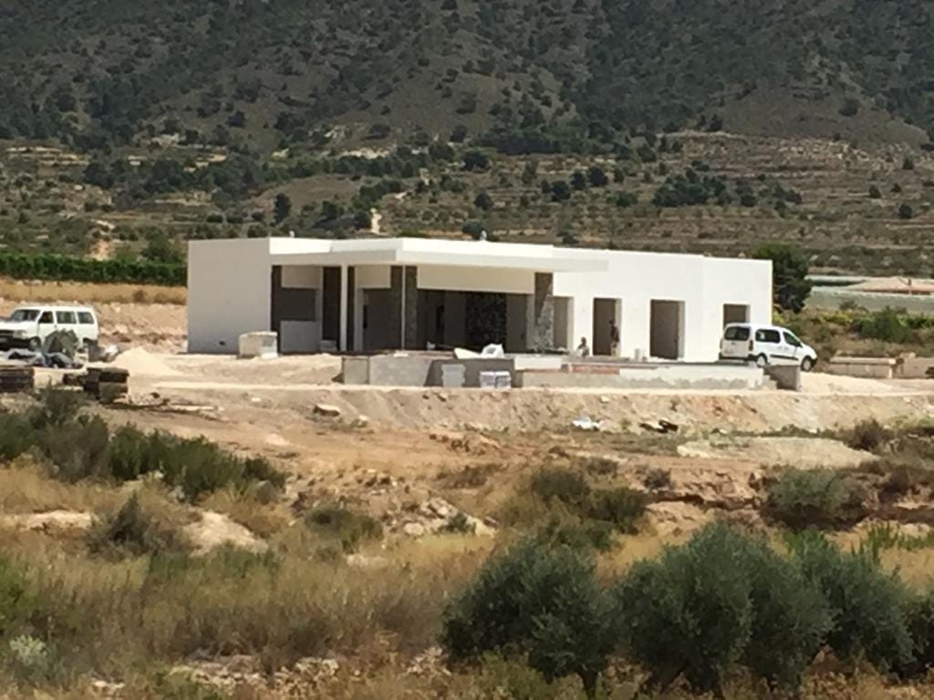Country villa under construction on a rural plot in Pinoso, Alicante