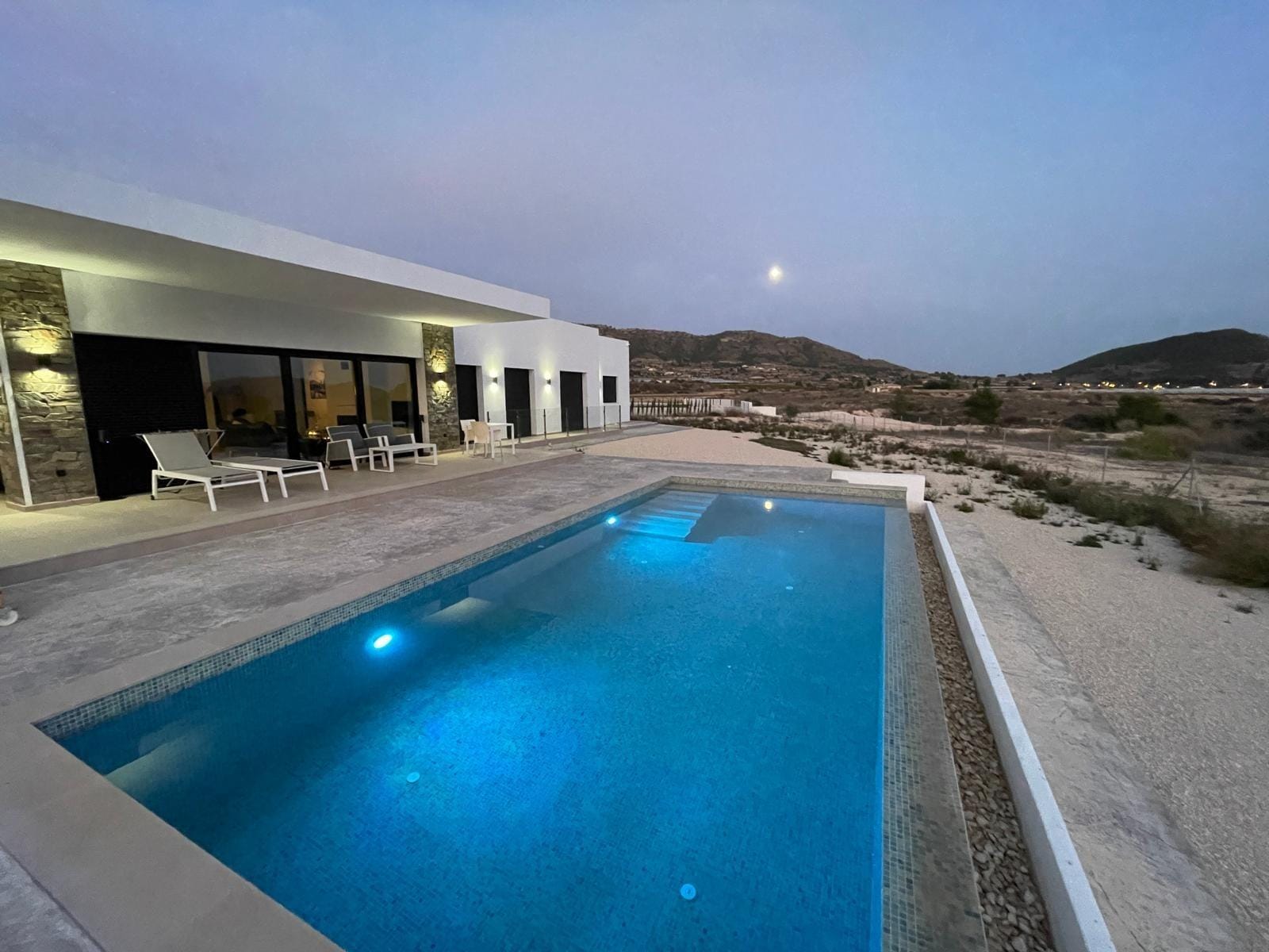 Custom-Built-New-Villas-in-Pinoso-Alicante-Spacious-Homes-in-Natural-Surroundings-15 Illuminated private pool at a country villa in Pinoso, Alicante