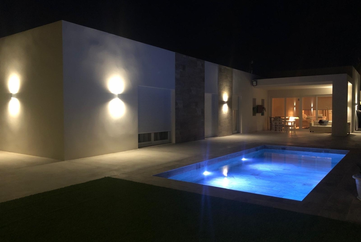 Illuminated pool and terrace at a villa with land in Pinoso