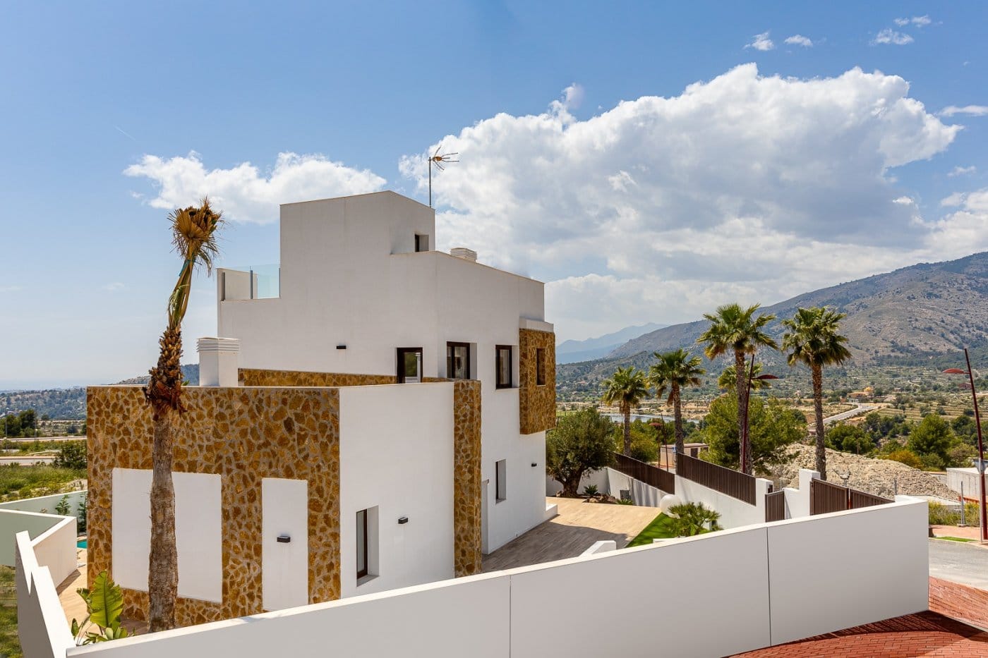 NEW-BUILD-VILLAS-IN-BALCON-DE-FINESTRAT-29 Warm New Build 3 Bedroom Villa with Private Pool in Balcón de Finestrat, Alicante