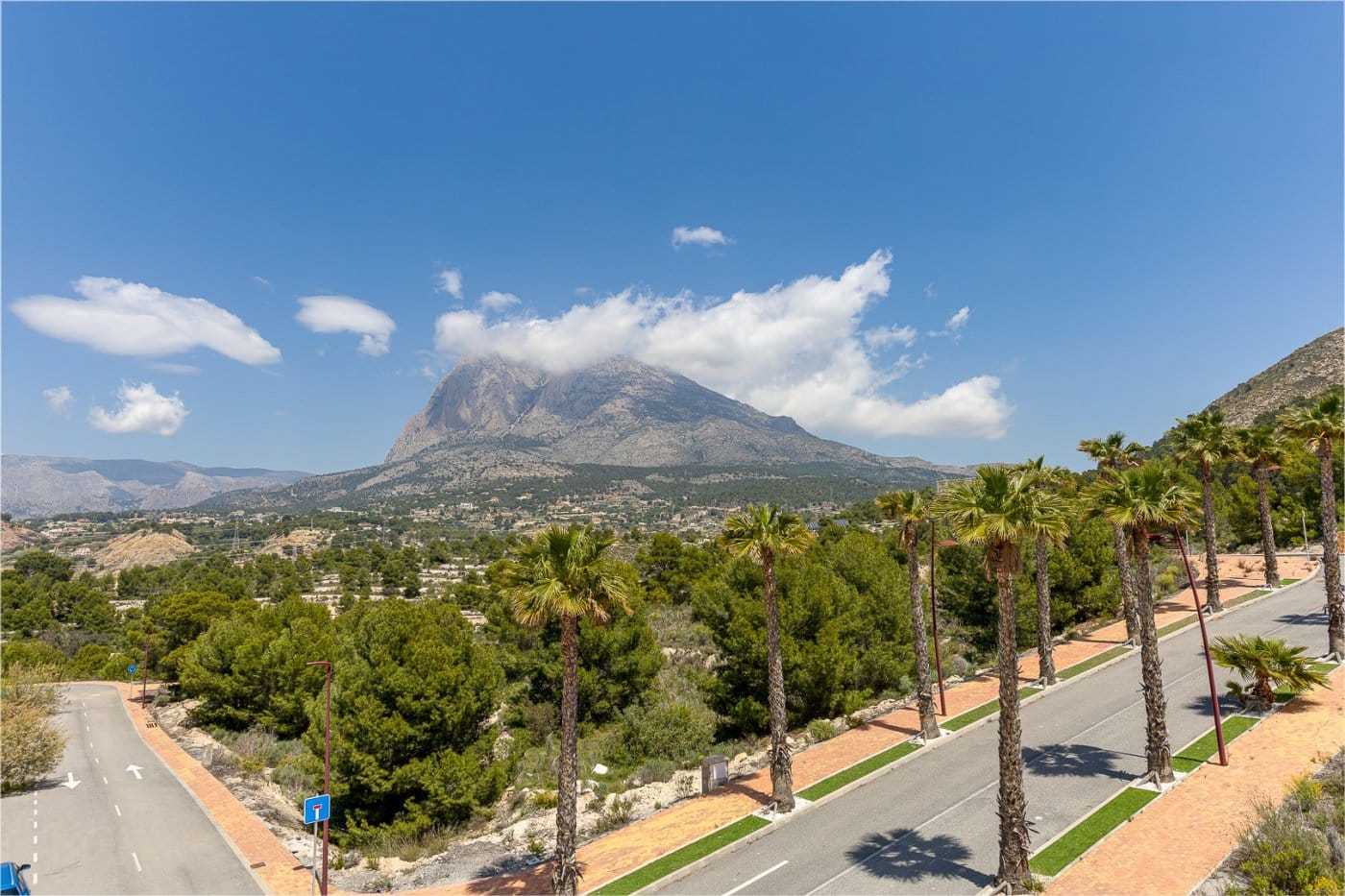 NEW-BUILD-VILLAS-IN-BALCON-DE-FINESTRAT-31 Warm New Build 3 Bedroom Villa with Private Pool in Balcón de Finestrat, Alicante