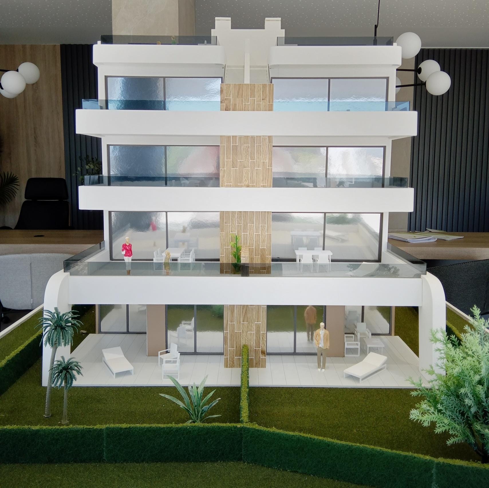 New-Build-Apartments-at-Condado-de-Alhama-Golf-Resort-Murcia-14 Architectural model of the Condado de Alhama apartment building