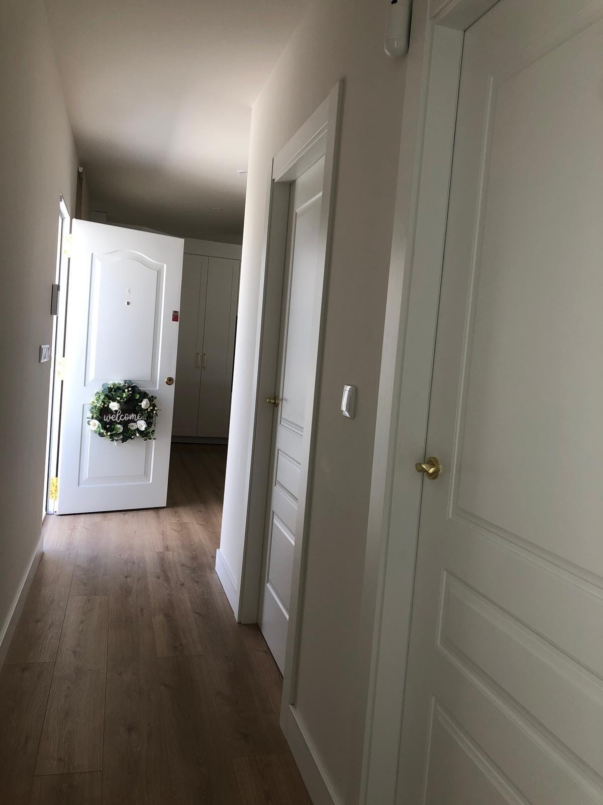 New-Build-Custom-Villas-in-Aspe-Alicante-26 Entrance hallway inside a 3 bedroom villa in Aspe, Alicante