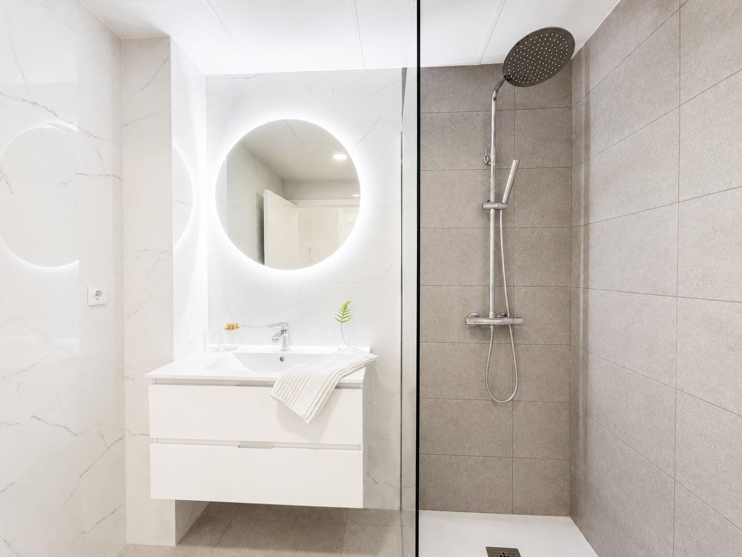 Practical Key Ready 2 Bedroom Single Storey Townhouse in Altaona Golf, Murcia
