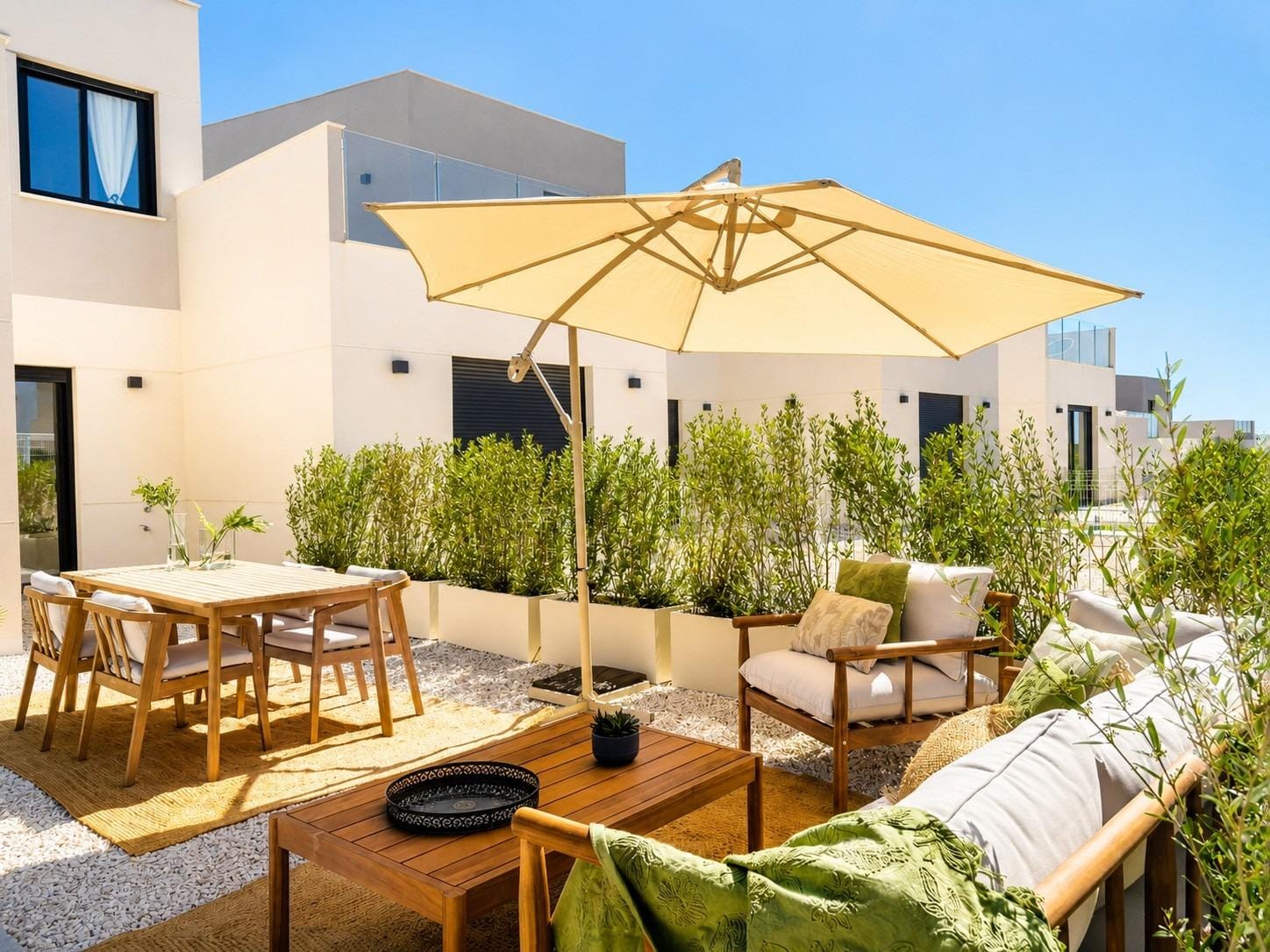 Inviting Key Ready 3 Bedroom Townhouse with Private Gardens in Altaona Golf, Murcia
