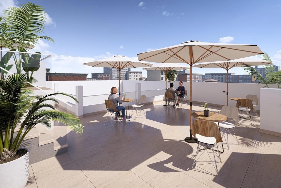 Rooftop solarium seating area in Torrevieja, Alicante