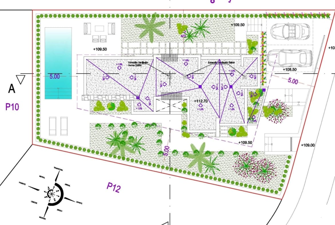 Site layout showing the villa footprint, pool, garden and parking spaces in La Manga Club, Murcia