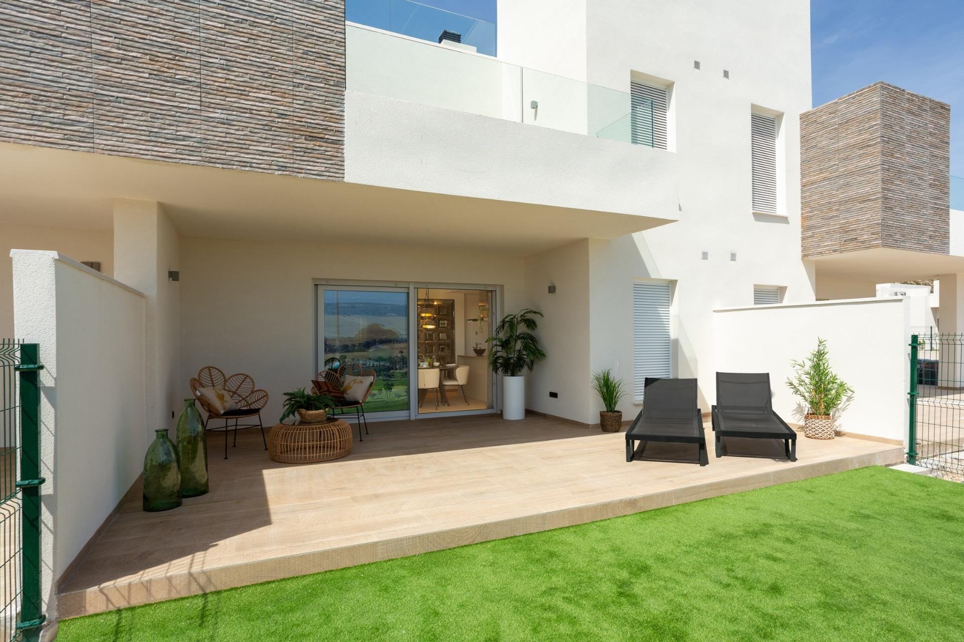 New Bungalows in La Finca Golf Ground-floor terrace and private garden in La Finca Golf, Algorfa, Alicante