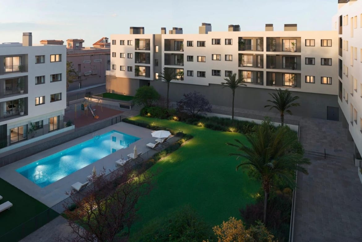 Evening CGI render of the communal pool and landscaped courtyard in San Agustín, Alicante