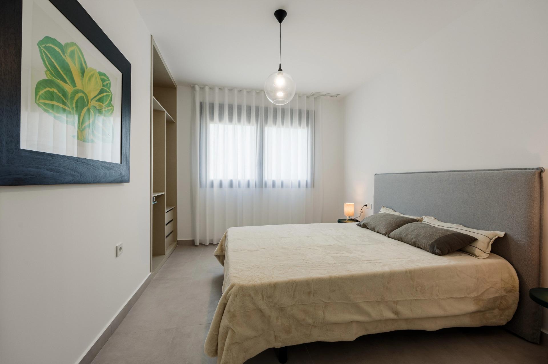 Unique-Investment-Opportunity-in-Villajoyosa-Costa-Blanca-North-13 Bright double bedroom with fitted wardrobe