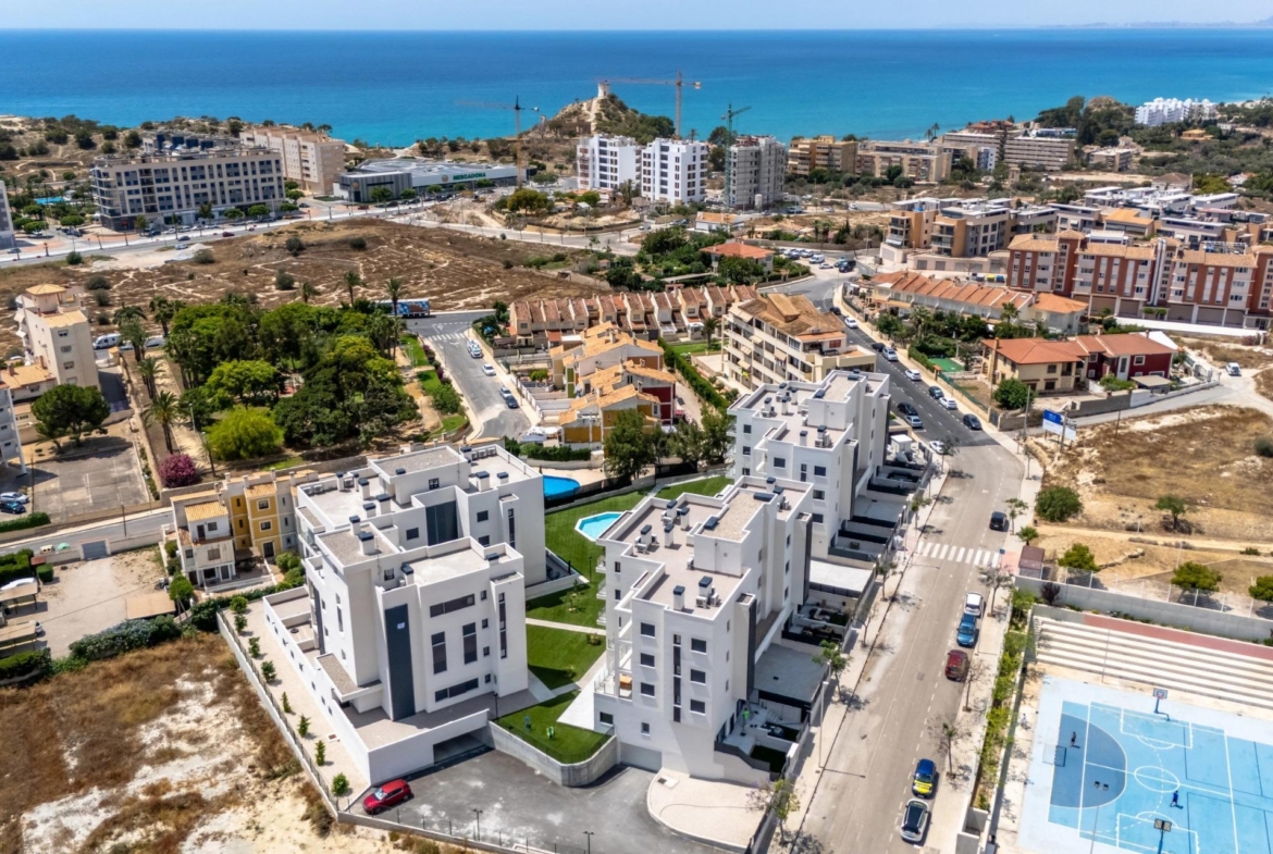 Unique-Investment-Opportunity-in-Villajoyosa-Costa-Blanca-North-2 Aerial view of the new build apartment development near the sea in Villajoyosa
