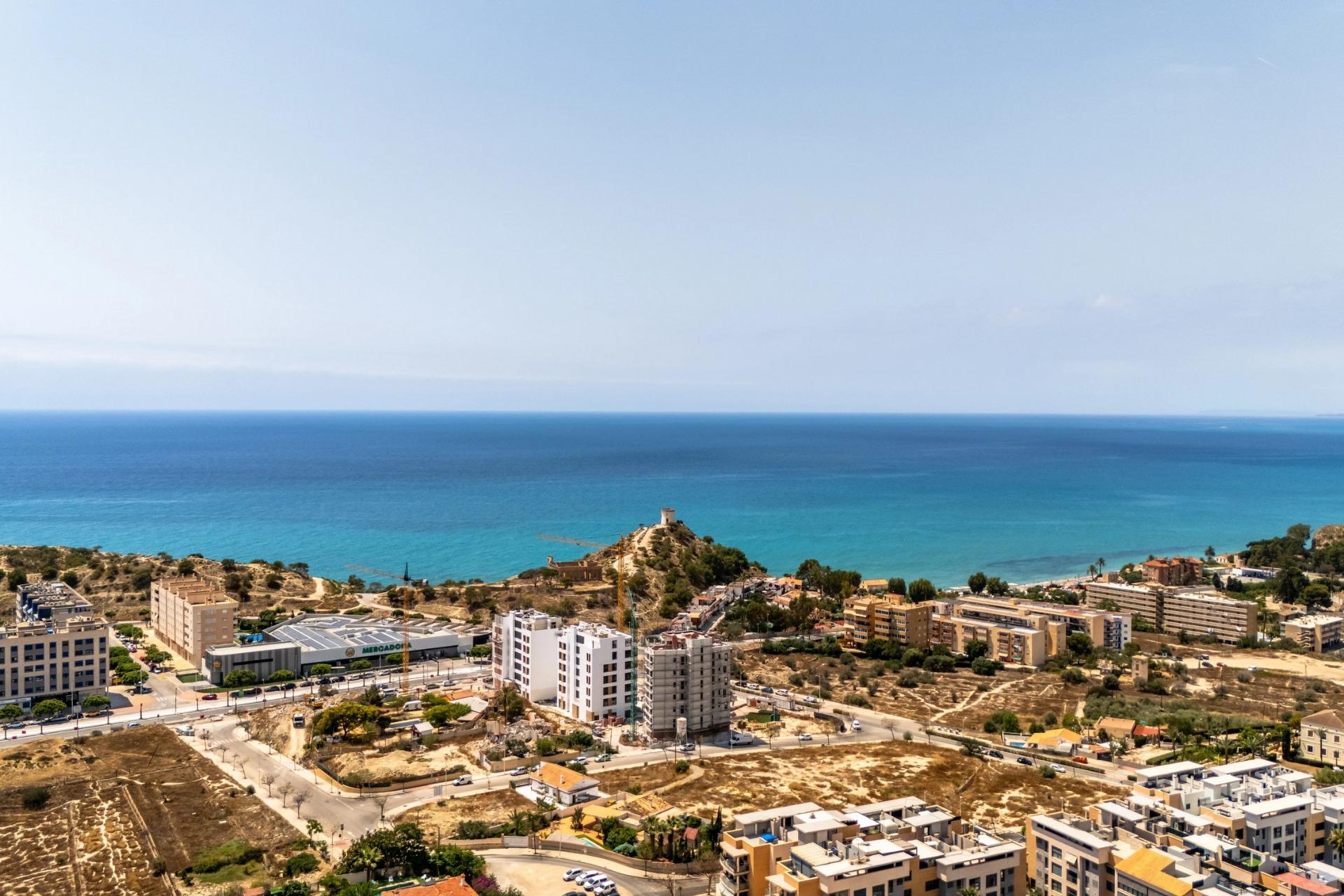 Unique-Investment-Opportunity-in-Villajoyosa-Costa-Blanca-North-3 Villajoyosa coastline and sea view near the apartment