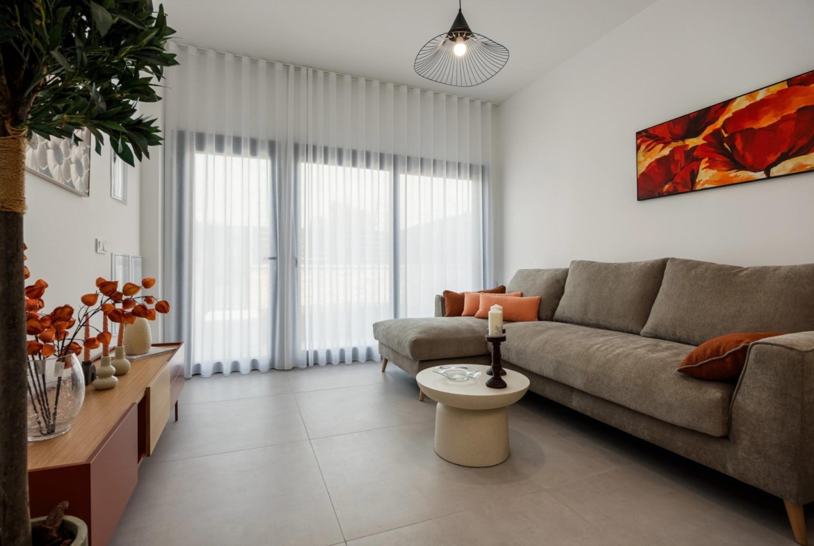 Unique-Investment-Opportunity-in-Villajoyosa-Costa-Blanca-North-6 Bright living room in the 3 bedroom ground floor apartment