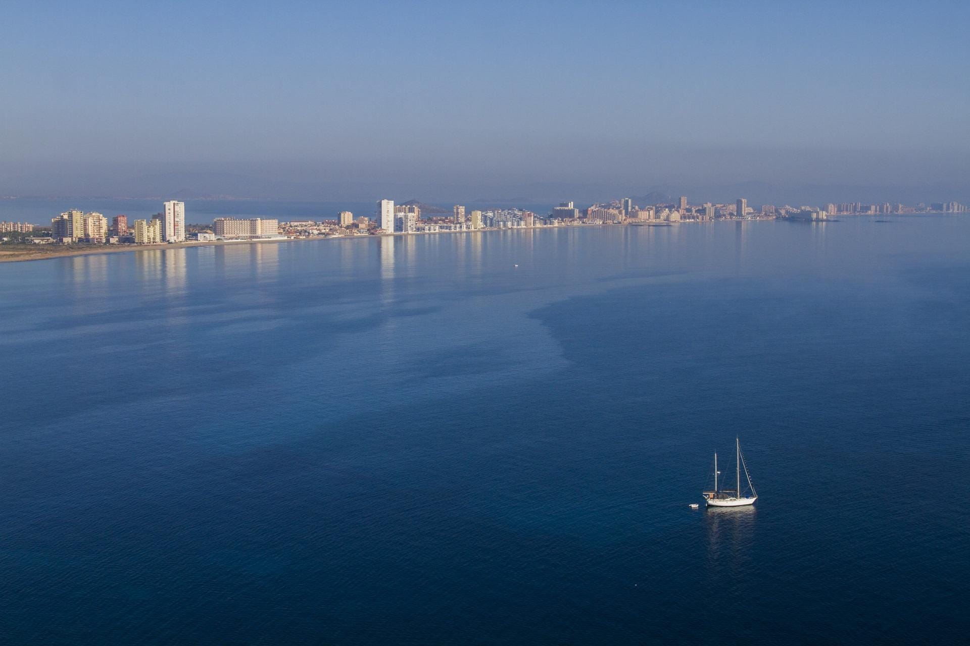 A-residential-development-comprising-bungalows-terraced-houses-and-villas-at-La-Manga-Club-29 Scenic New Build 3 Bedroom Penthouse with Private Solarium in La Manga Club, Murcia