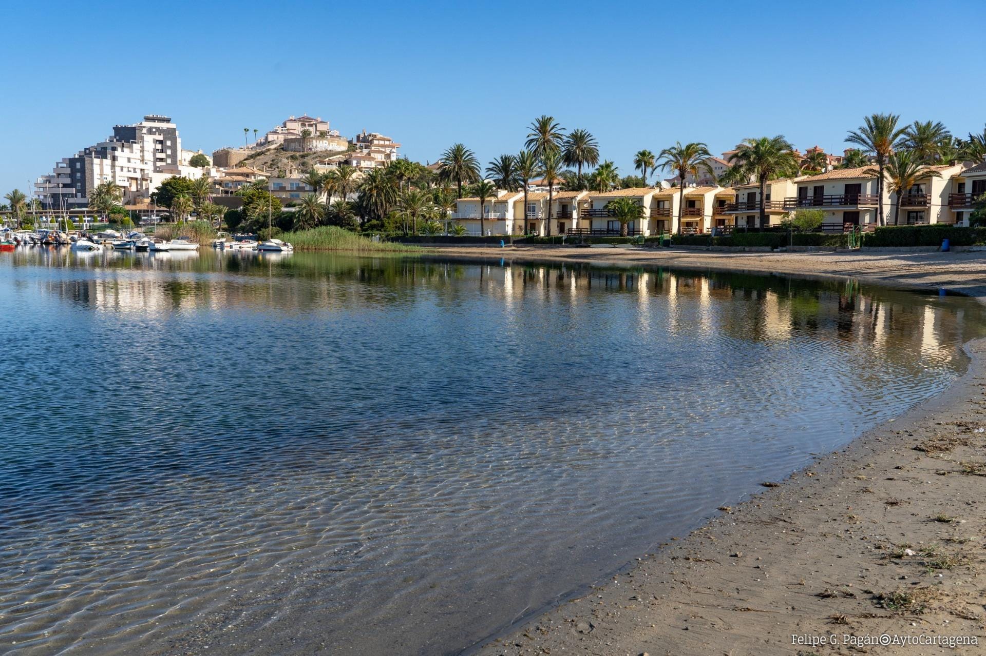 A-residential-development-comprising-bungalows-terraced-houses-and-villas-at-La-Manga-Club-30 Scenic New Build 3 Bedroom Penthouse with Private Solarium in La Manga Club, Murcia