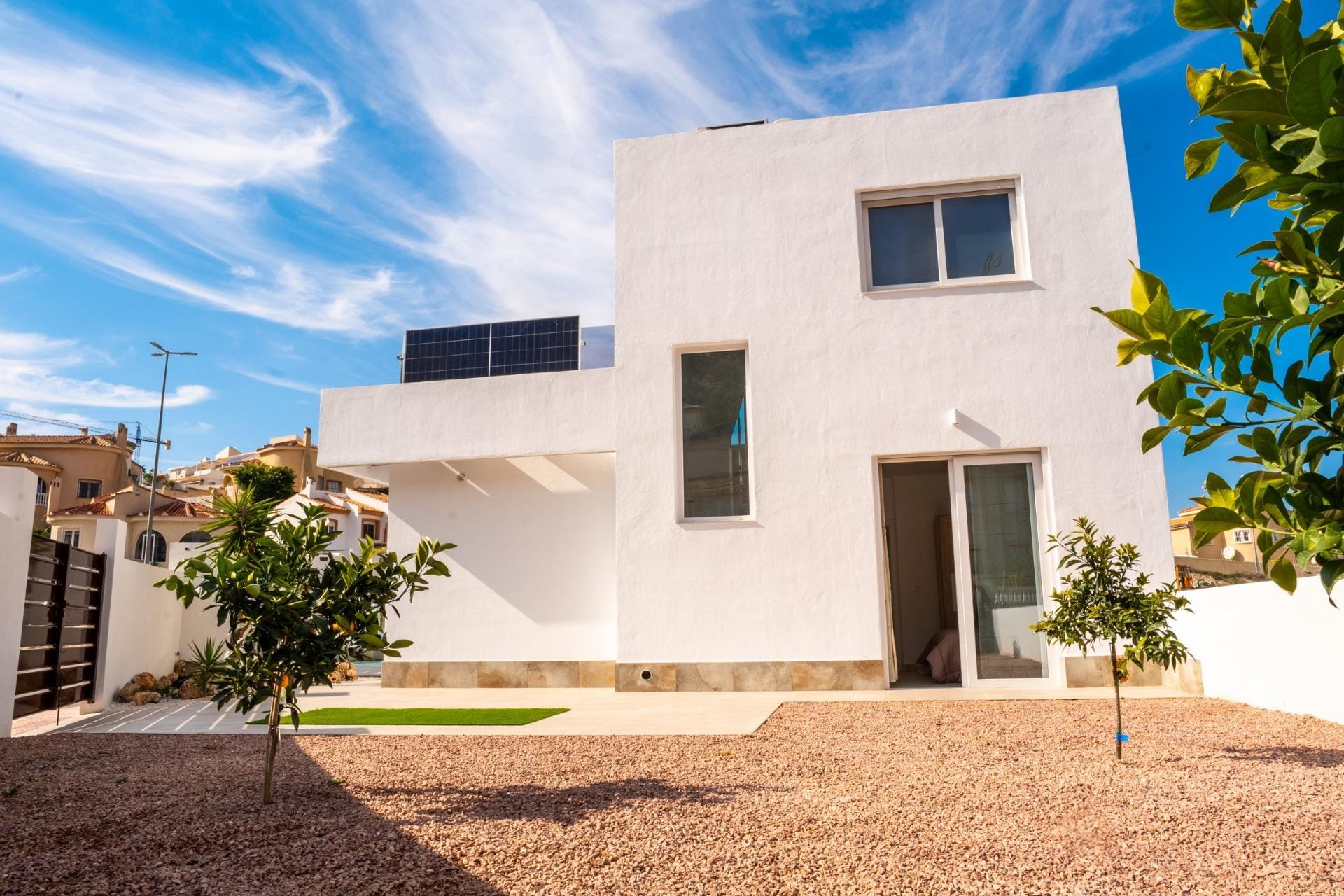 Key Ready 5 Bedroom Villa with Basement and Private Pool near La Marquesa Golf, Ciudad Quesada, Alicante