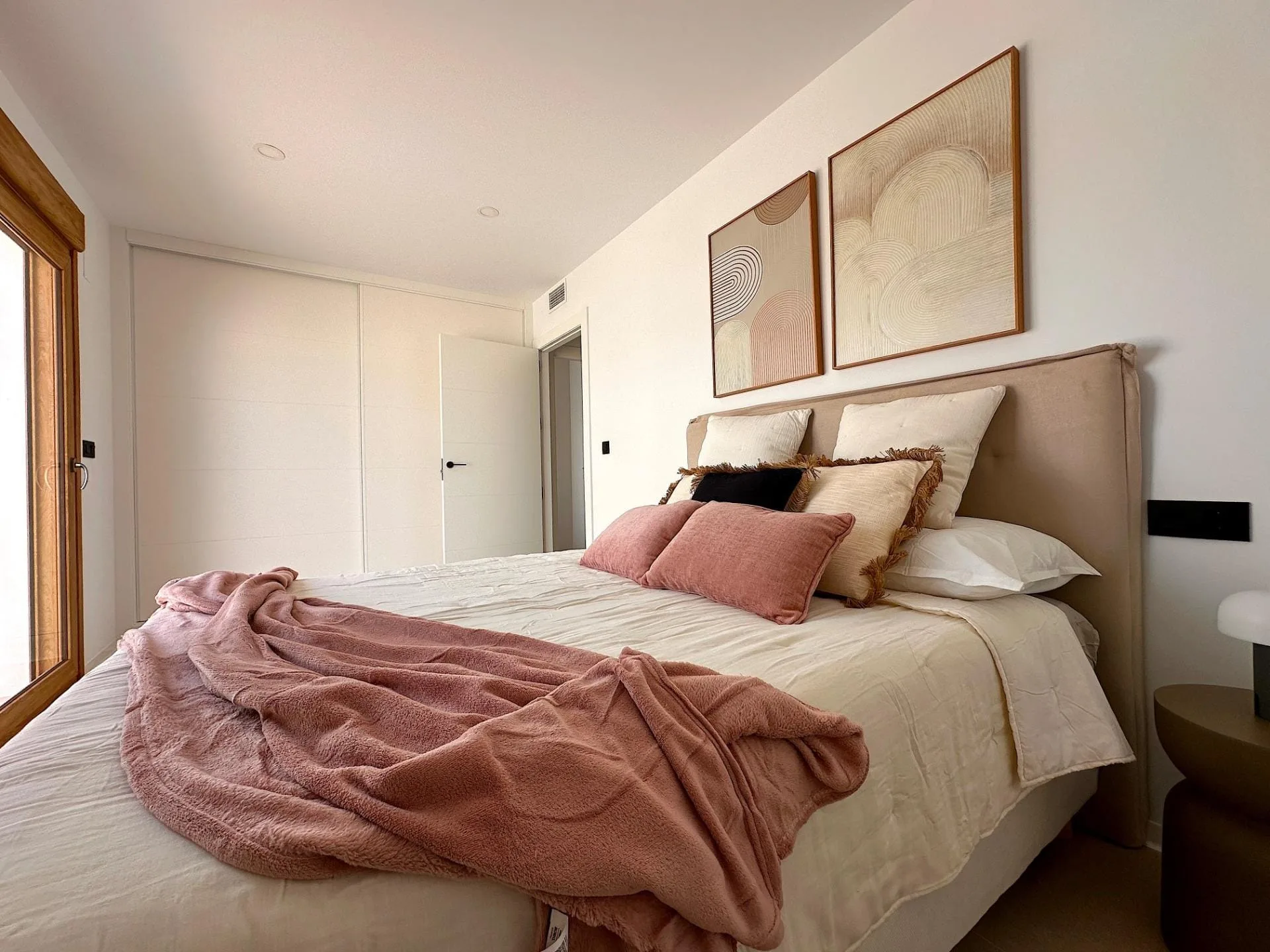 Boutique-New-Build-Homes-in-San-Pedro-del-Pinatar-just-800-m-from-beach-13 Comfortabel nieuwbouwpenthouse met 2 slaapkamers en privézwembad op het dak in San Pedro del Pinatar, Murcia